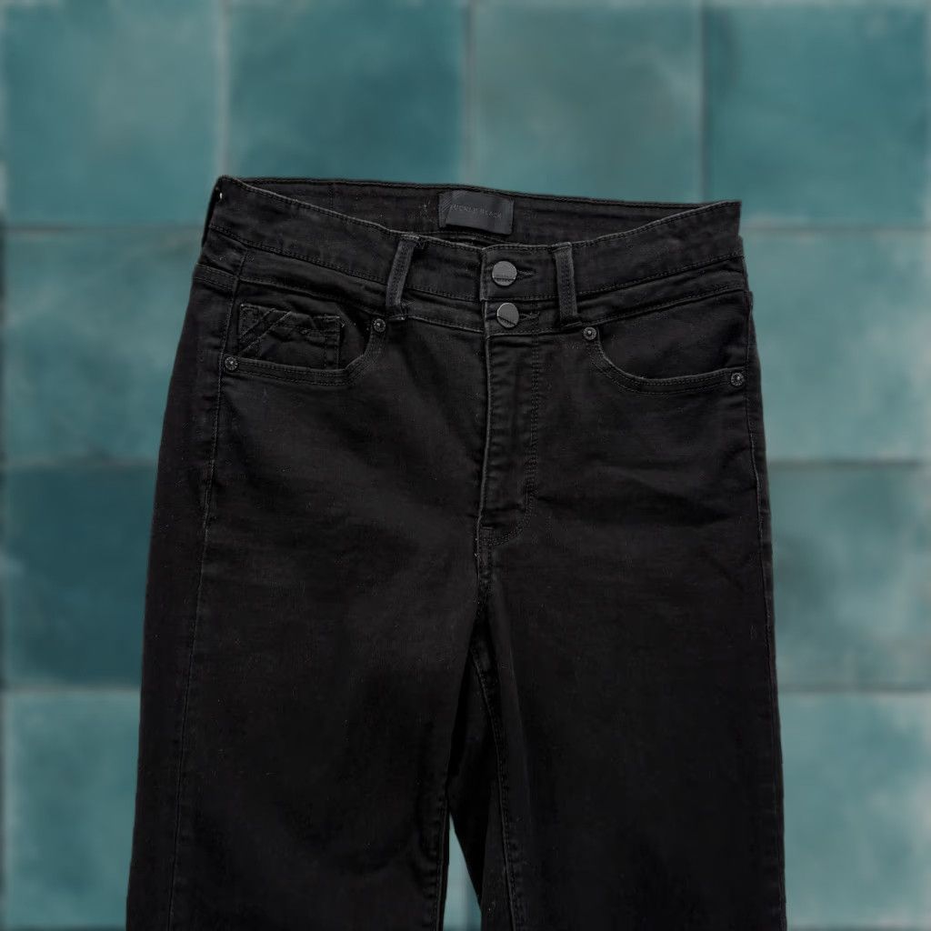 Buckle Black Buckle Black Jeans Bootcut Womens 26 Regular Black Dark Wash Stretch Shaping Slim 5-Pocket Denim Inseam 28 Zip Mens? (Note: gender should be Women) Size 26" / US 2 / IT 38 - 1 Thumbnail