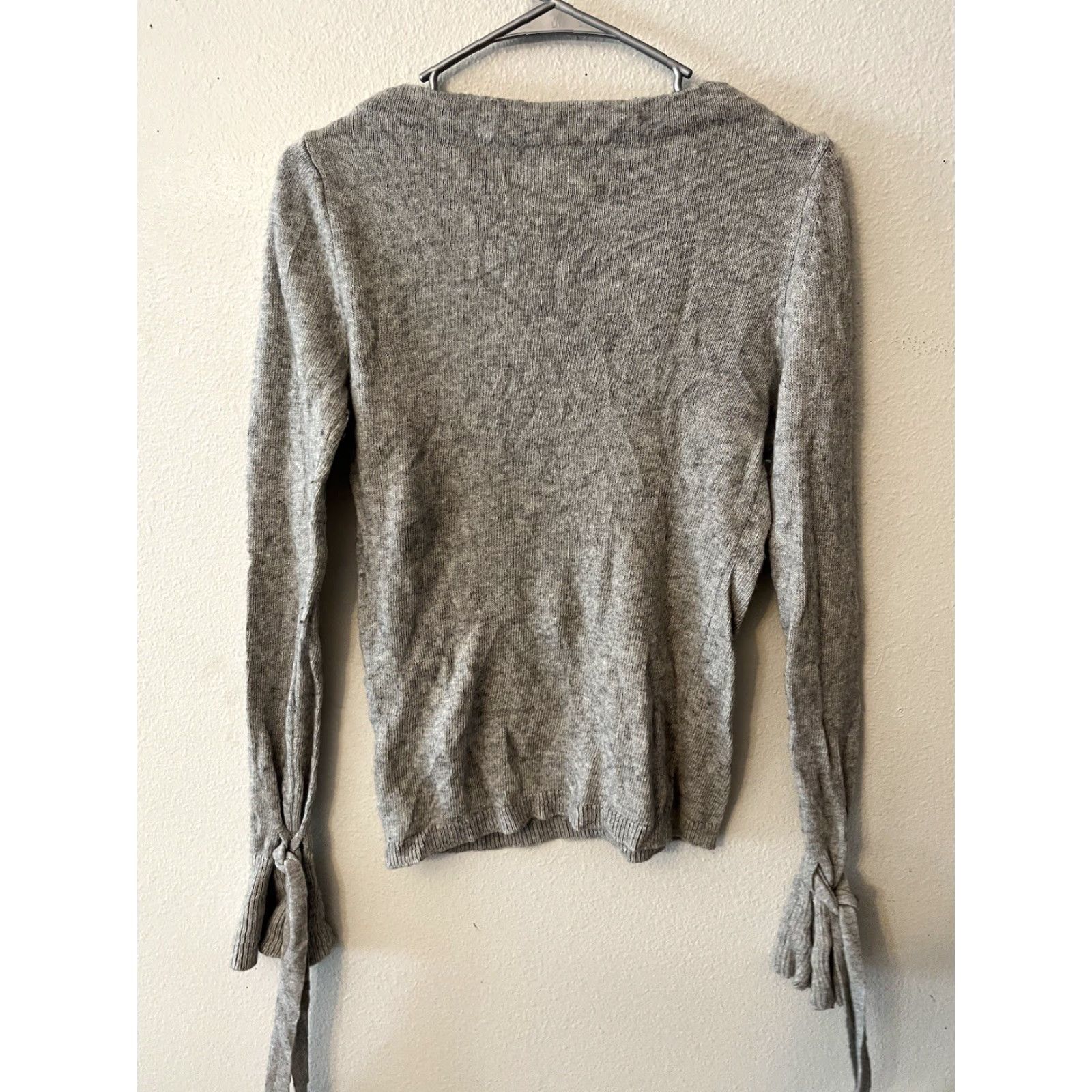 Banana Republic Banana Republic Sweater Womens Medium Gray Long Sleeve Crew Neck Pullover Knit Wool Solid Filpucci Tight-Knit Regular Size M / US 6-8 / IT 42-44 - 3 Thumbnail