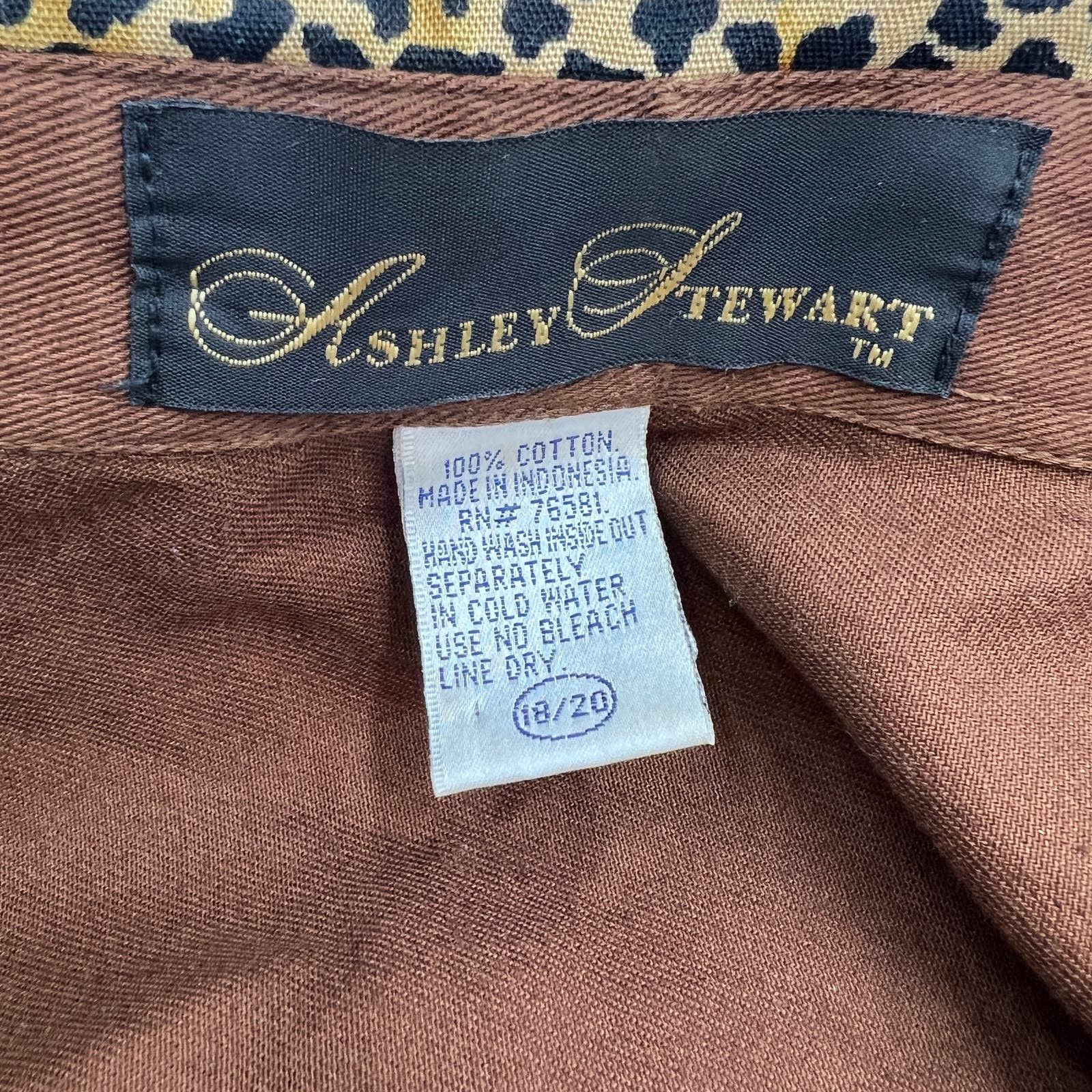 Other × Vintage Vintage Ashley Stewart Button Up Shirt Leopard Print Brown Size XXL / US 16-18 / IT 52-54 - 3 Thumbnail