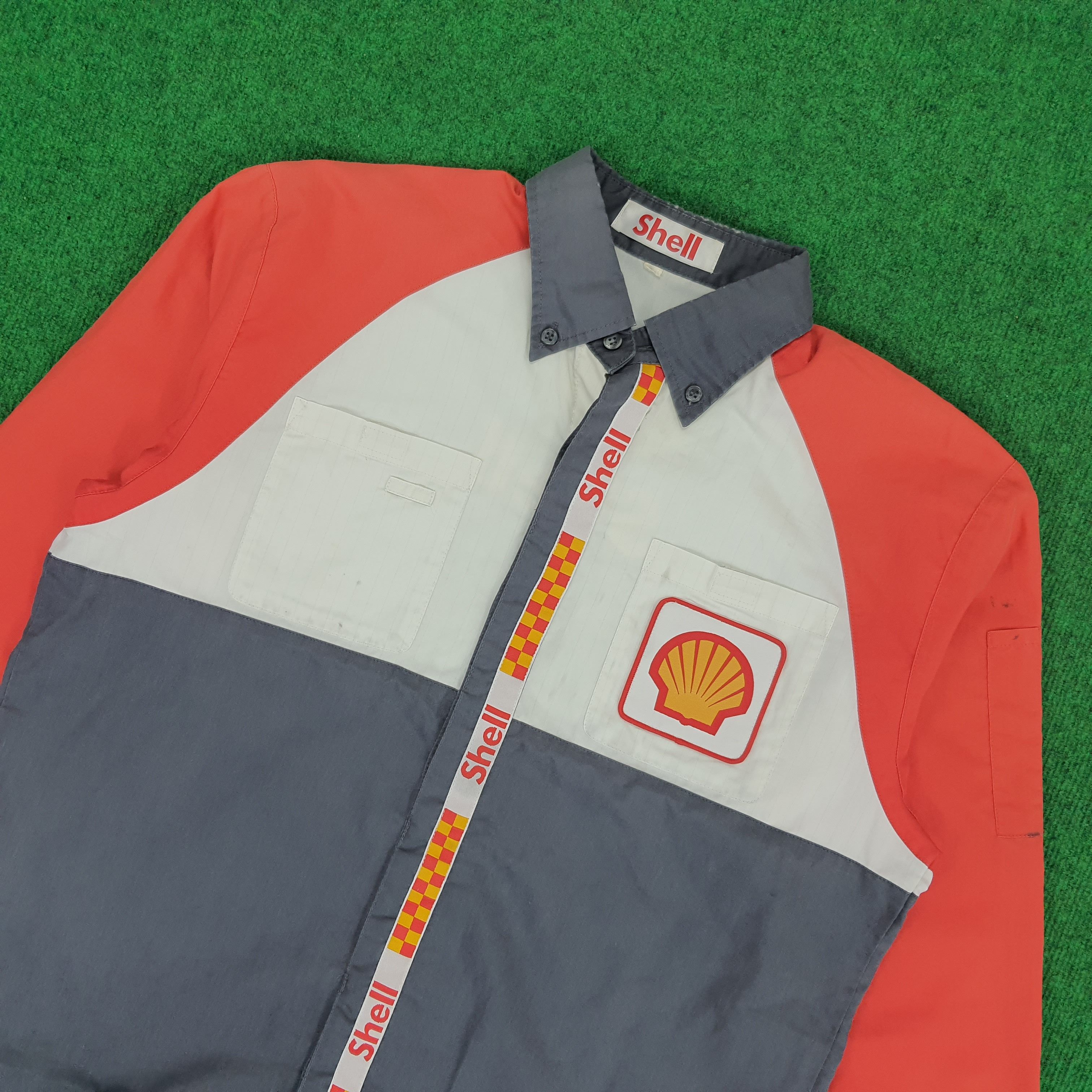 Vintage Vintage Shell Motorsports Oil Uniform Staff Shirt Size US L / EU 52-54 / 3 - 2 Thumbnail