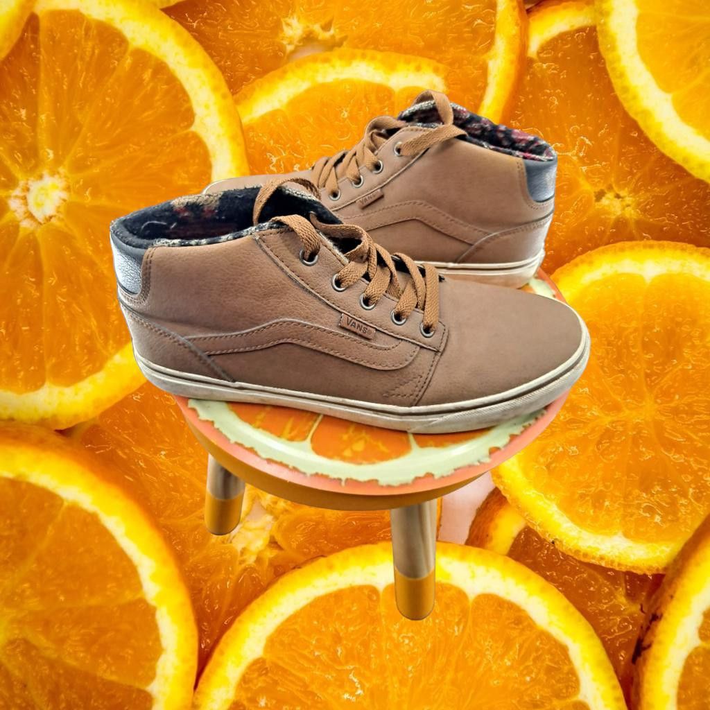 Vans Vans High Top Shoes Designed in California Size 9.5 Size US 9.5 / EU 42-43 - 1 Thumbnail