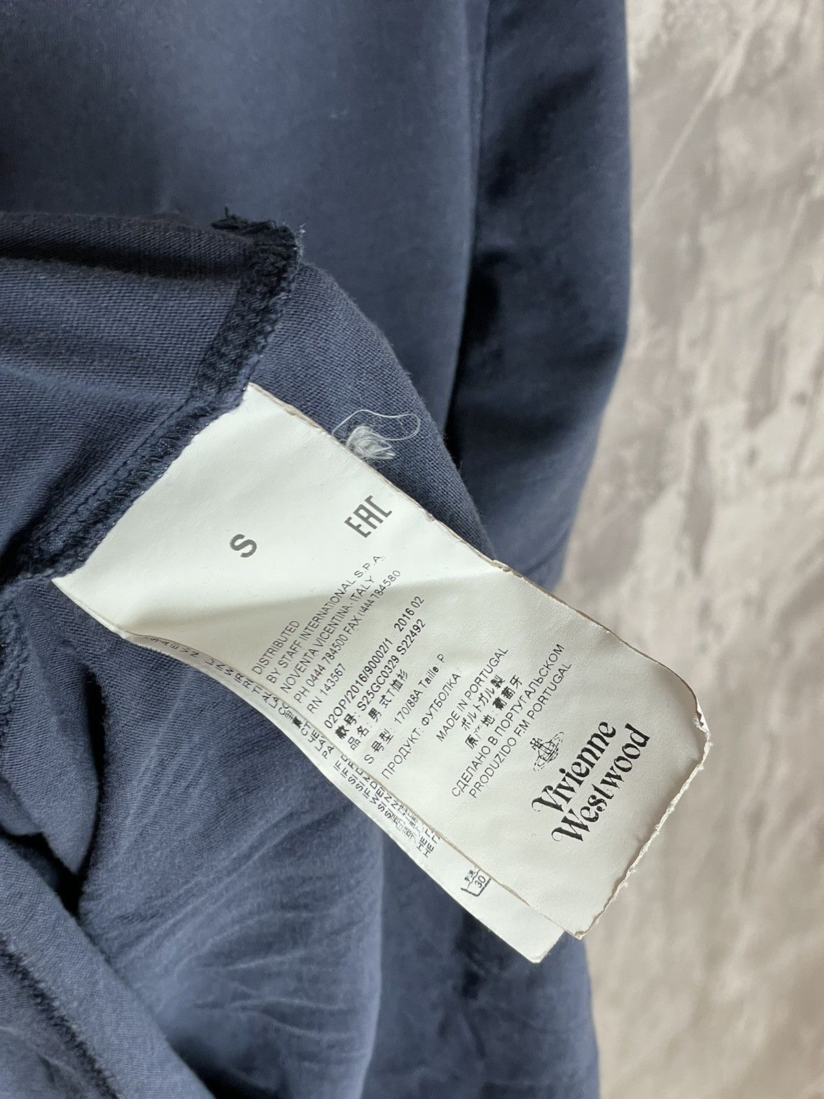 Vivienne Westwood Vivienne Westwood Rare Mini Logo Y2K T-Shirt Tee Size S / US 4 / IT 40 - 10 Thumbnail