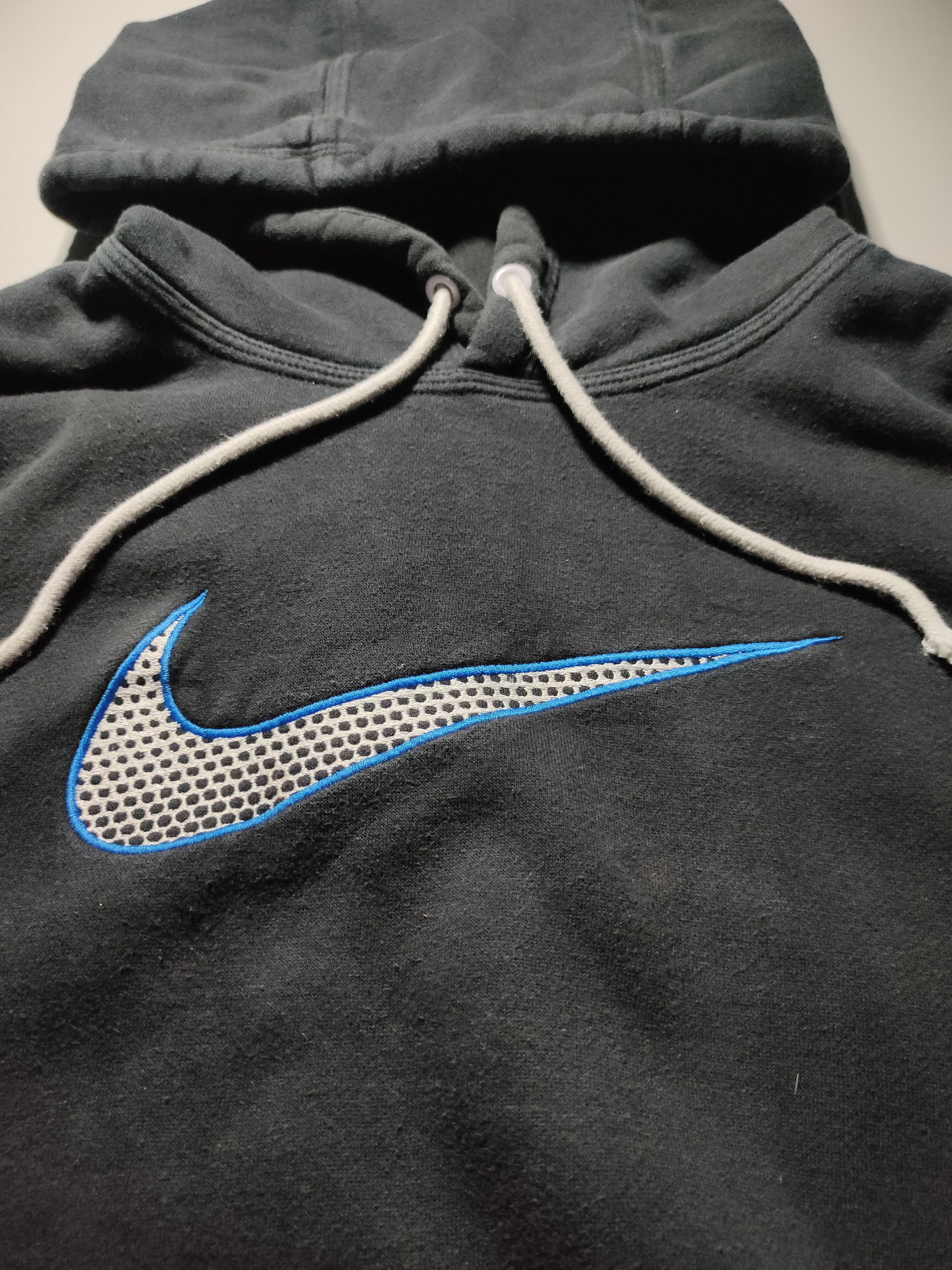Nike × Vintage Vintage Nike Y2K Big Nike Center Logo Hoodie Swoosh Size US M / EU 48-50 / 2 - 2 Thumbnail