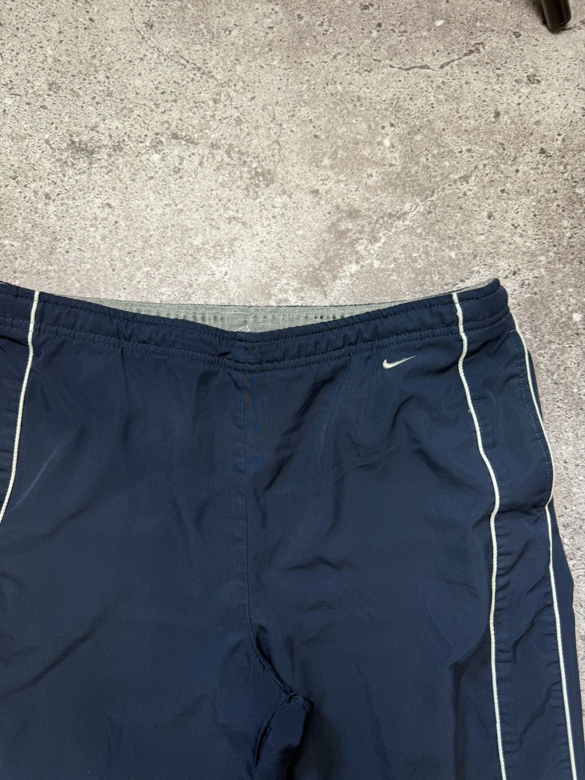 Nike × Vintage Vintage Nike Nylon Sweatpants 90s Y2K Size US 33 - 3 Thumbnail