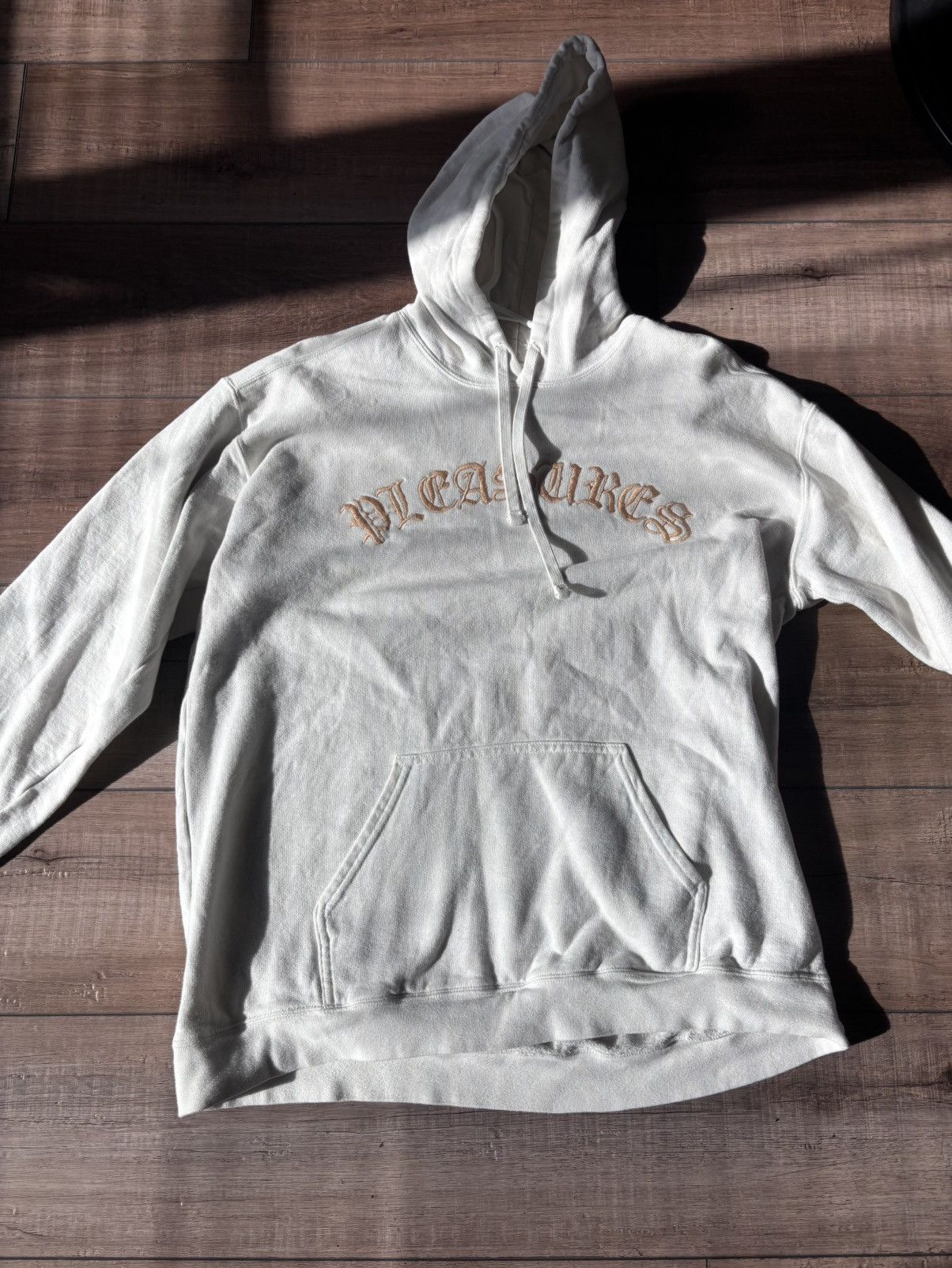 Pleasures White Pleasures Hoodie Olde English Font sz M Size US M / EU 48-50 / 2 - 2 Thumbnail