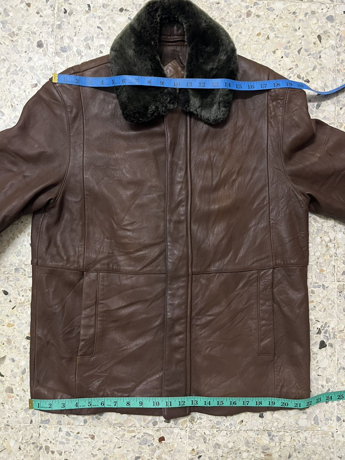 Yves Saint Laurent VTG Yves Saint Laurent Pour Homme Fur Collar Leather Jacket Size US L / EU 52-54 / 3 - 24 Thumbnail