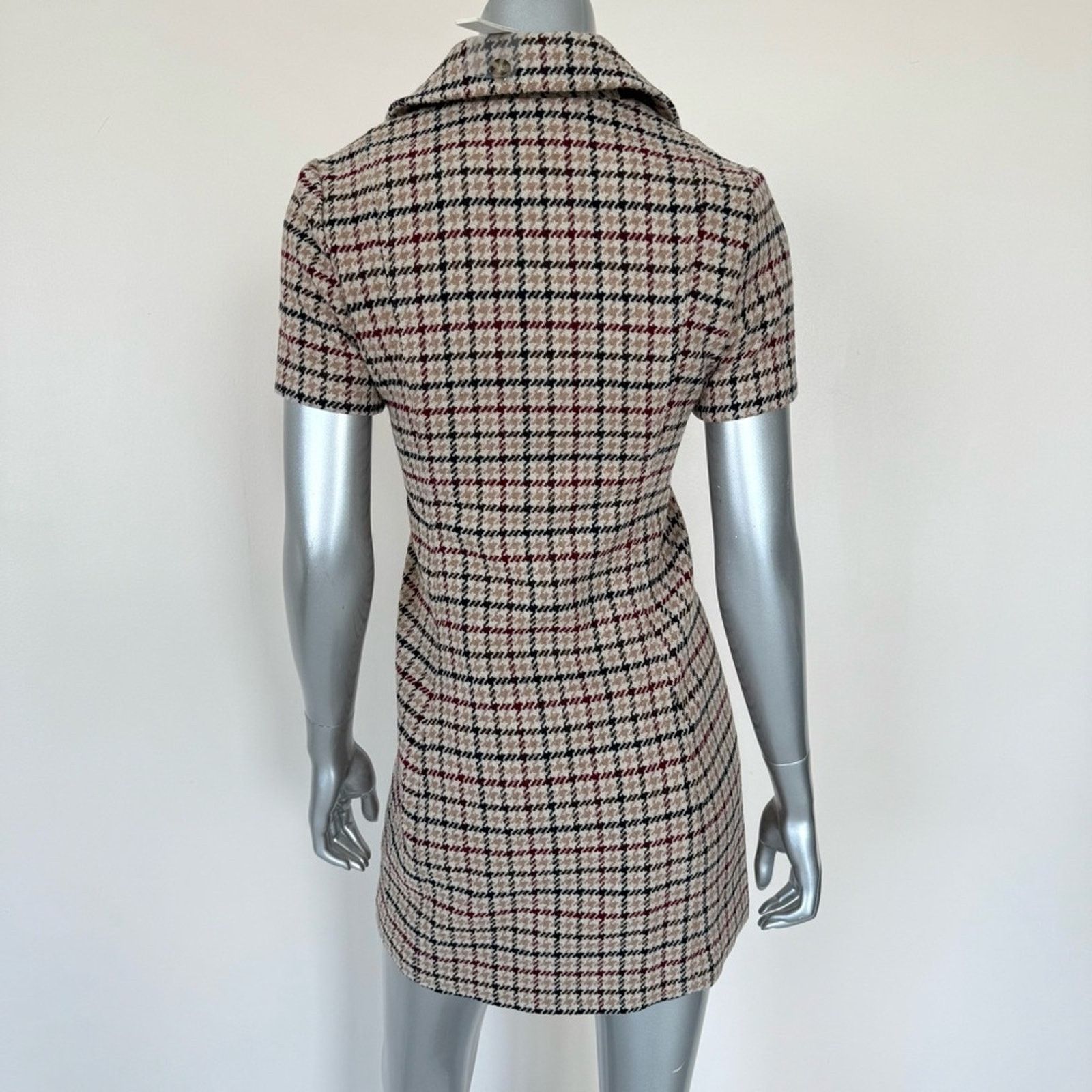 Other NWT!!! Rumored women dress size S Size S / US 4 / IT 40 - 4 Thumbnail