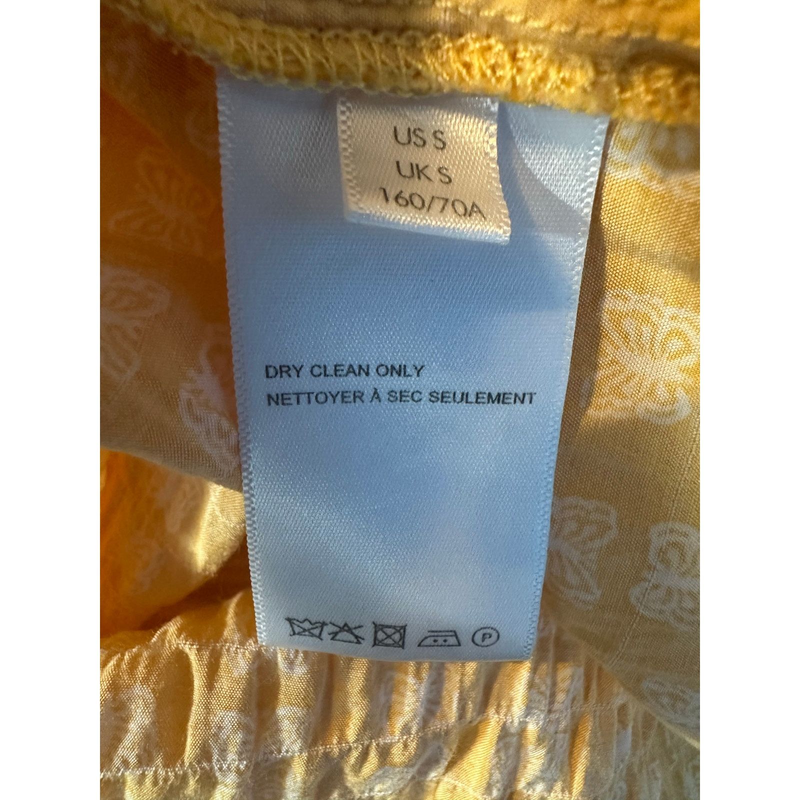 Urban Outfitters Urban Outfitters yellow butterfly midi skirt size Small Size 28" / US 6 / IT 42 - 4 Thumbnail