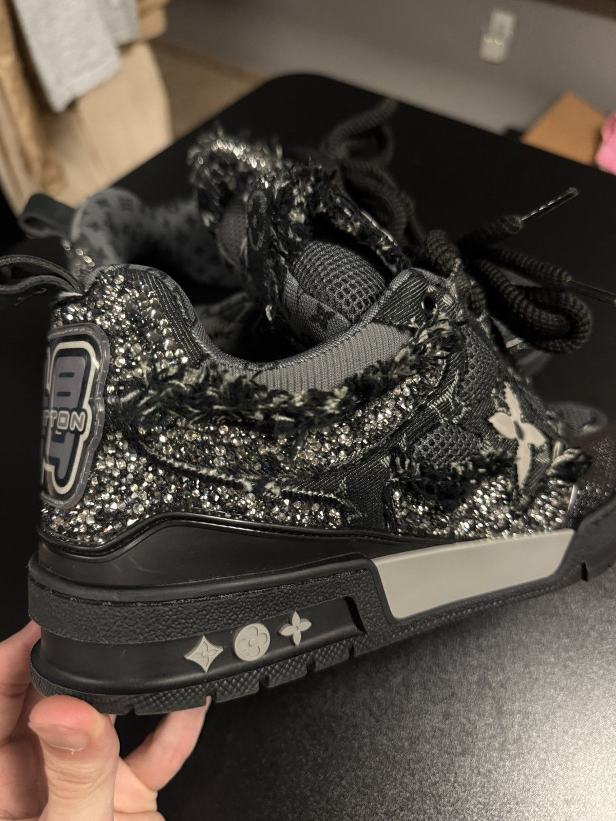 Louis Vuitton Louis Vuitton Swarovski Crystal Skates Black 8.5LV/9.5US Size US 9.5 / EU 42-43 - 18 Thumbnail