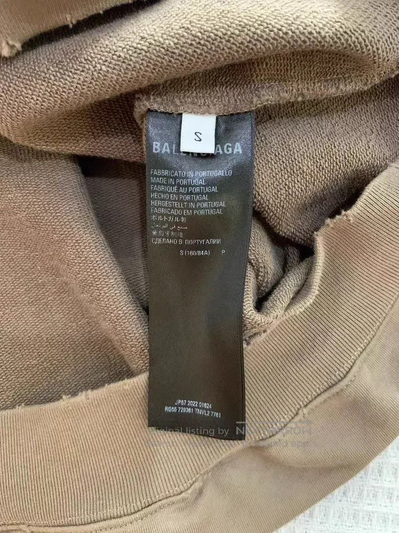 Balenciaga Balenciaga Destroyed Hoodie Size US S / EU 44-46 / 1 - 6 Thumbnail