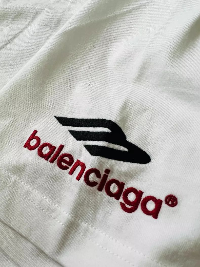 Balenciaga Balenciaga Classic T-Shirt, Size M Size US M / EU 48-50 / 2 - 3 Thumbnail