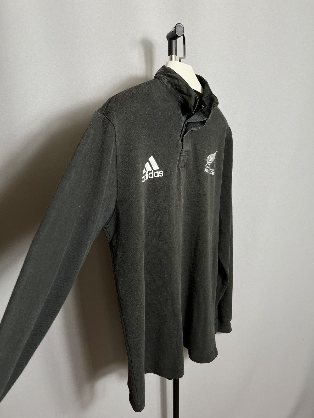 Vintage Adidas New Zealand All Blacks Rugby Union 2000 long sleeve Size US L / EU 52-54 / 3 - 3 Thumbnail