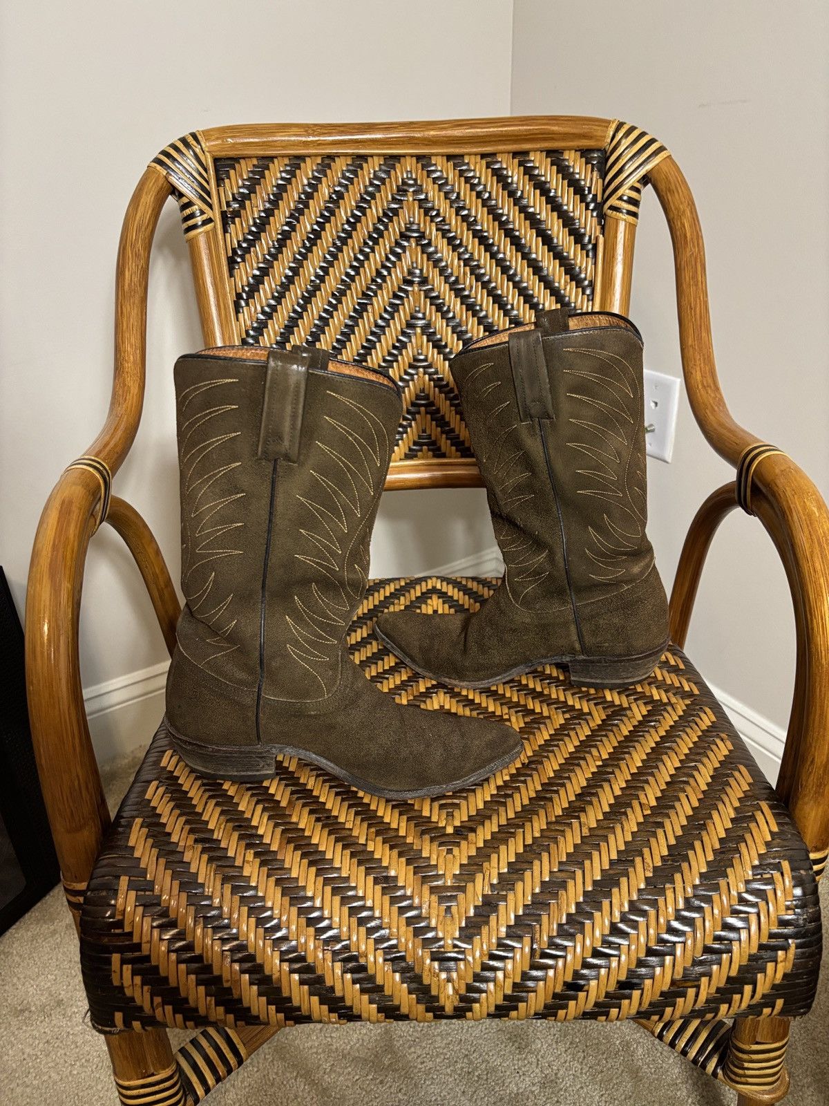 Vintage Vtg Men’s Acme Full Roughout Suede Cowboy Boots Sz 6.5 USA Size US 6.5 / EU 39-40 - 5 Thumbnail