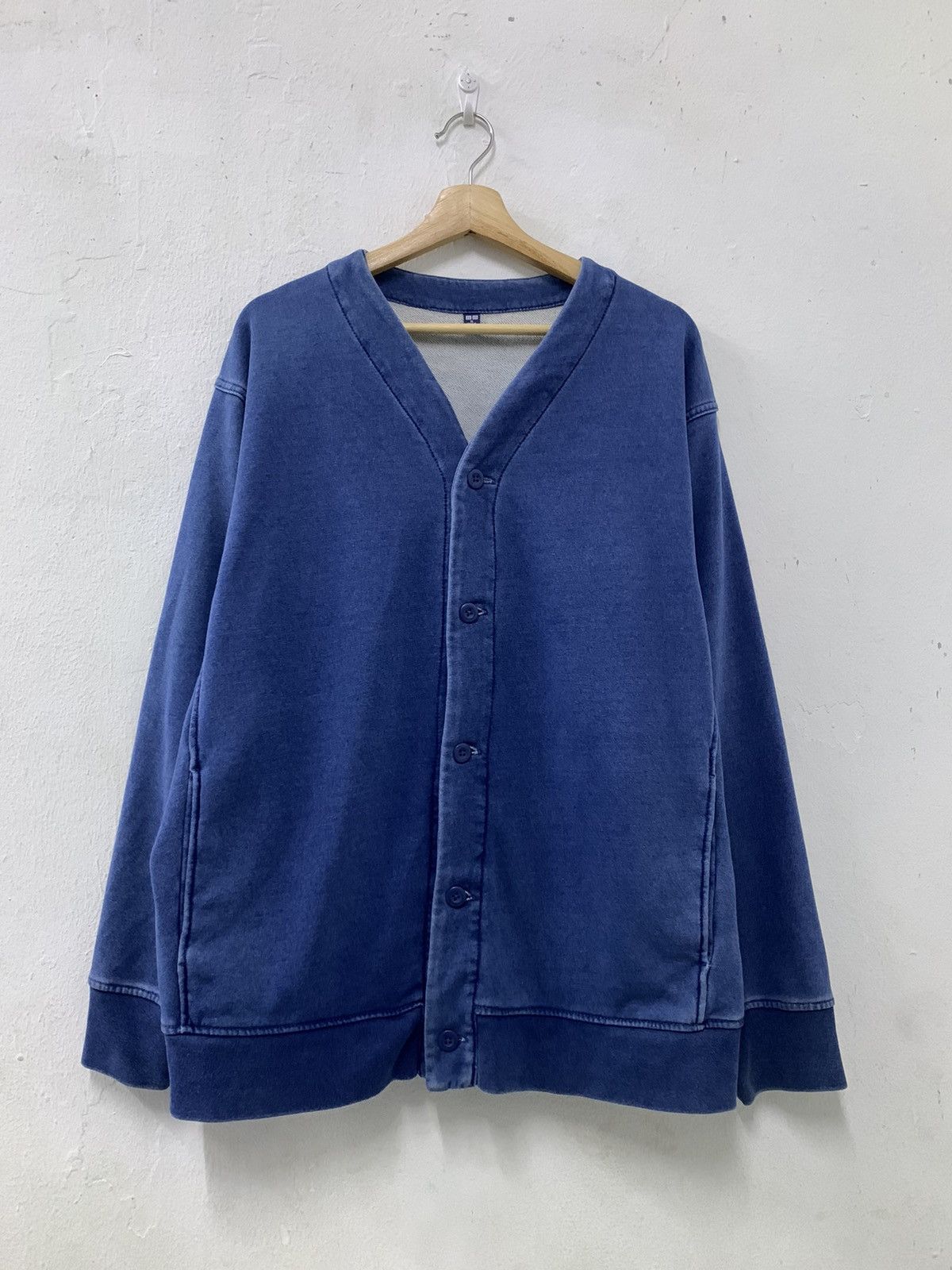 Uniqlo Uniqlo Buttons Up Cardigan Size US XL / EU 56 / 4 - 1 Thumbnail