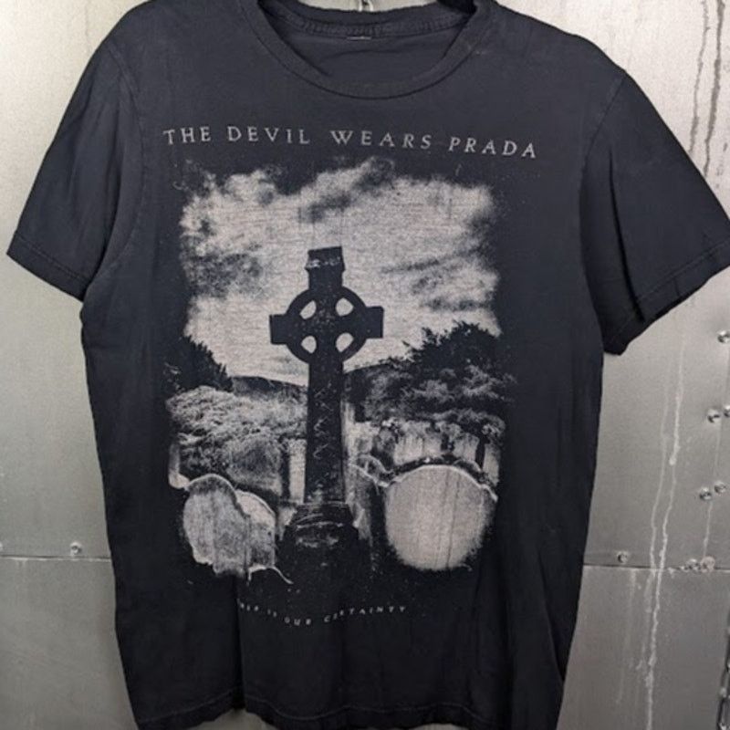 Vintage Devil Wears Prada Vintage Y2K Emo Scene Screamo Shirt Small Size US S / EU 44-46 / 1 - 2 Thumbnail