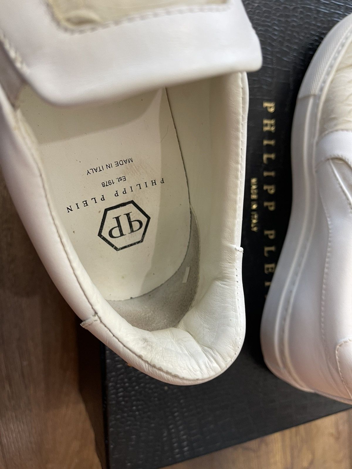 Philipp Plein Philipp Plein Skull Slip-On Sneakers EU38 White Size US 7 / IT 37 - 5 Thumbnail