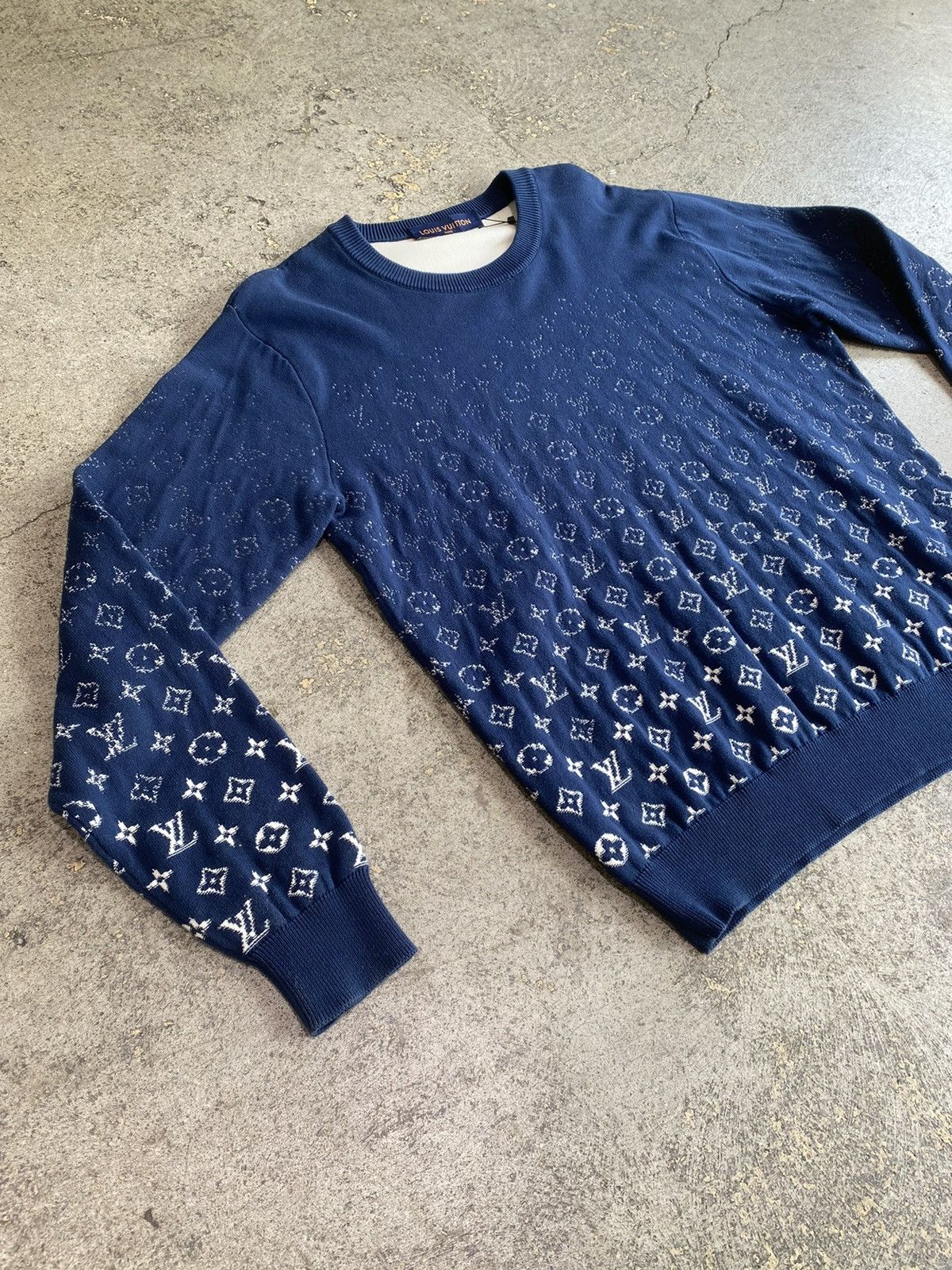 Louis Vuitton x NBA Lvse Monogram Degrade Crewneck Blue