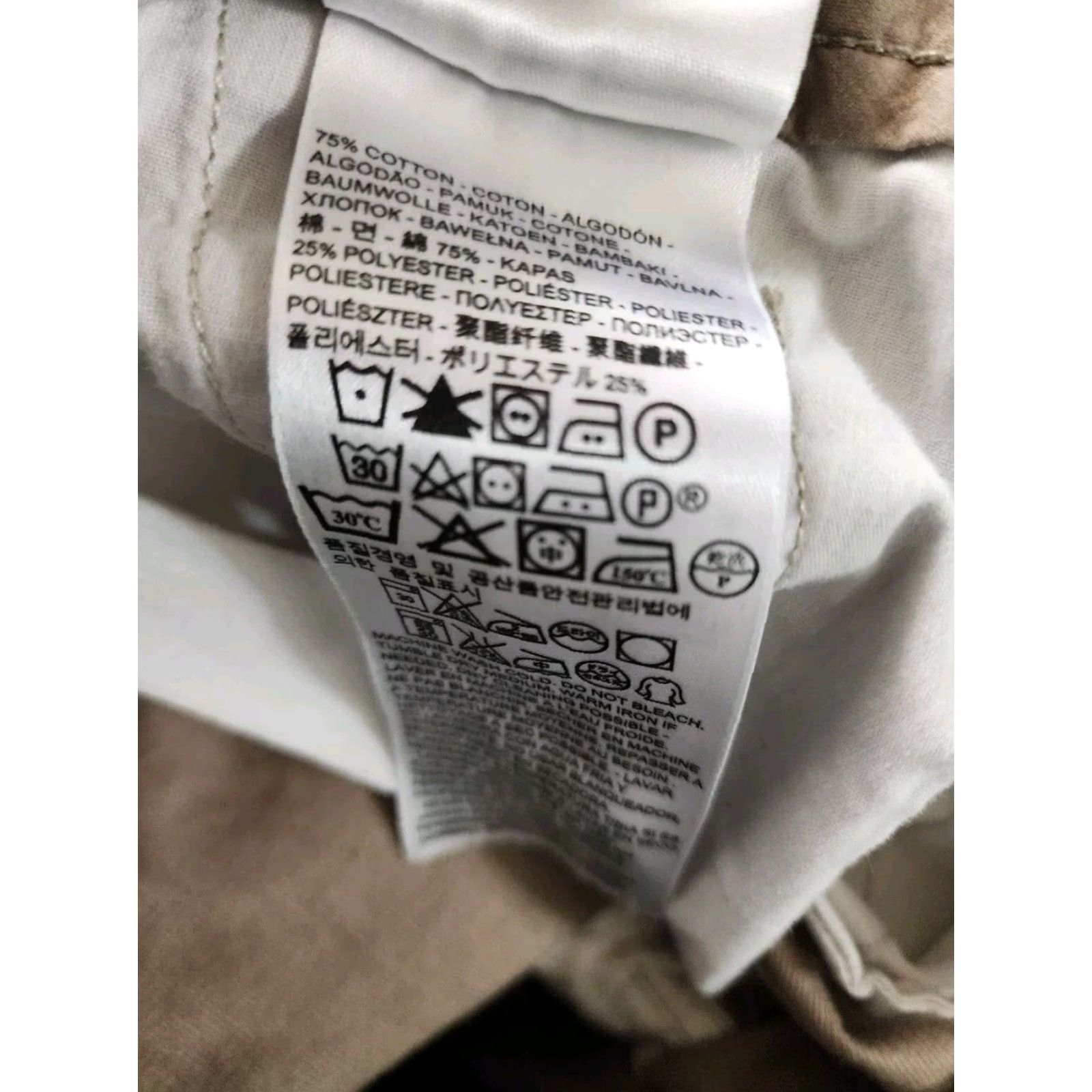 Levi's VINTAGE Levi's Cargo Shorts – Flat Front, Men’s 44, Beige, 11" Inseam, Relaxed Fit, Cotton, Outdoor/Casual, Pockets, Regular Size Size US 36 / EU 52 - 7 Thumbnail