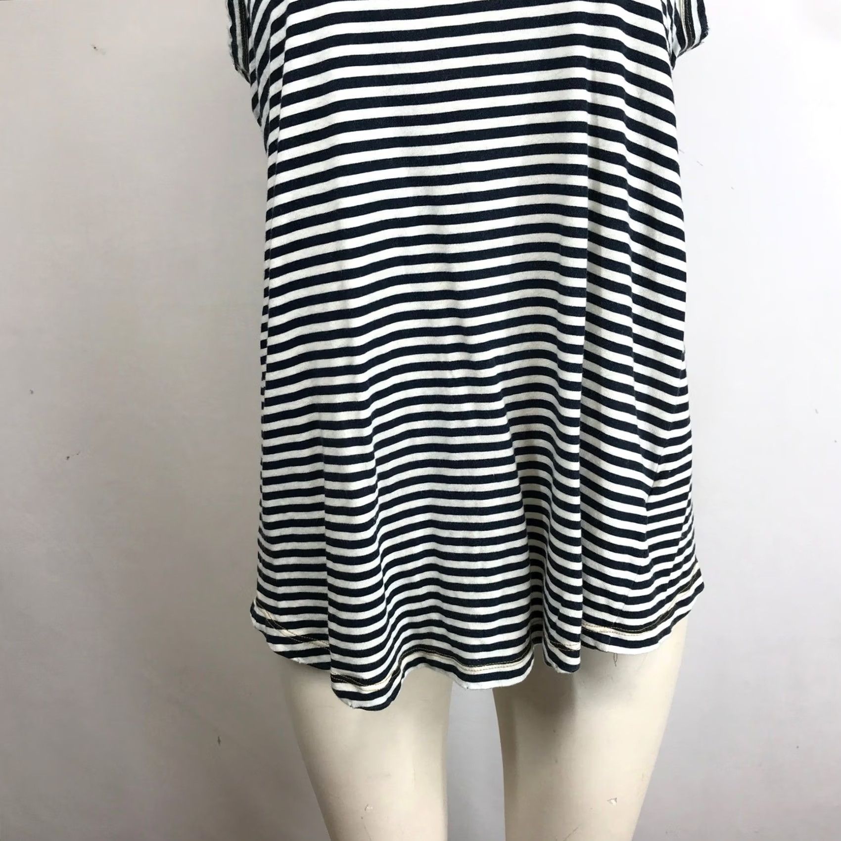 Vintage VINTAGE? - (No, not vintage) The Crossback Muscle Tee Blue Stripe Cotton Size 2 Size XS / US 0-2 / IT 36-38 - 3 Thumbnail