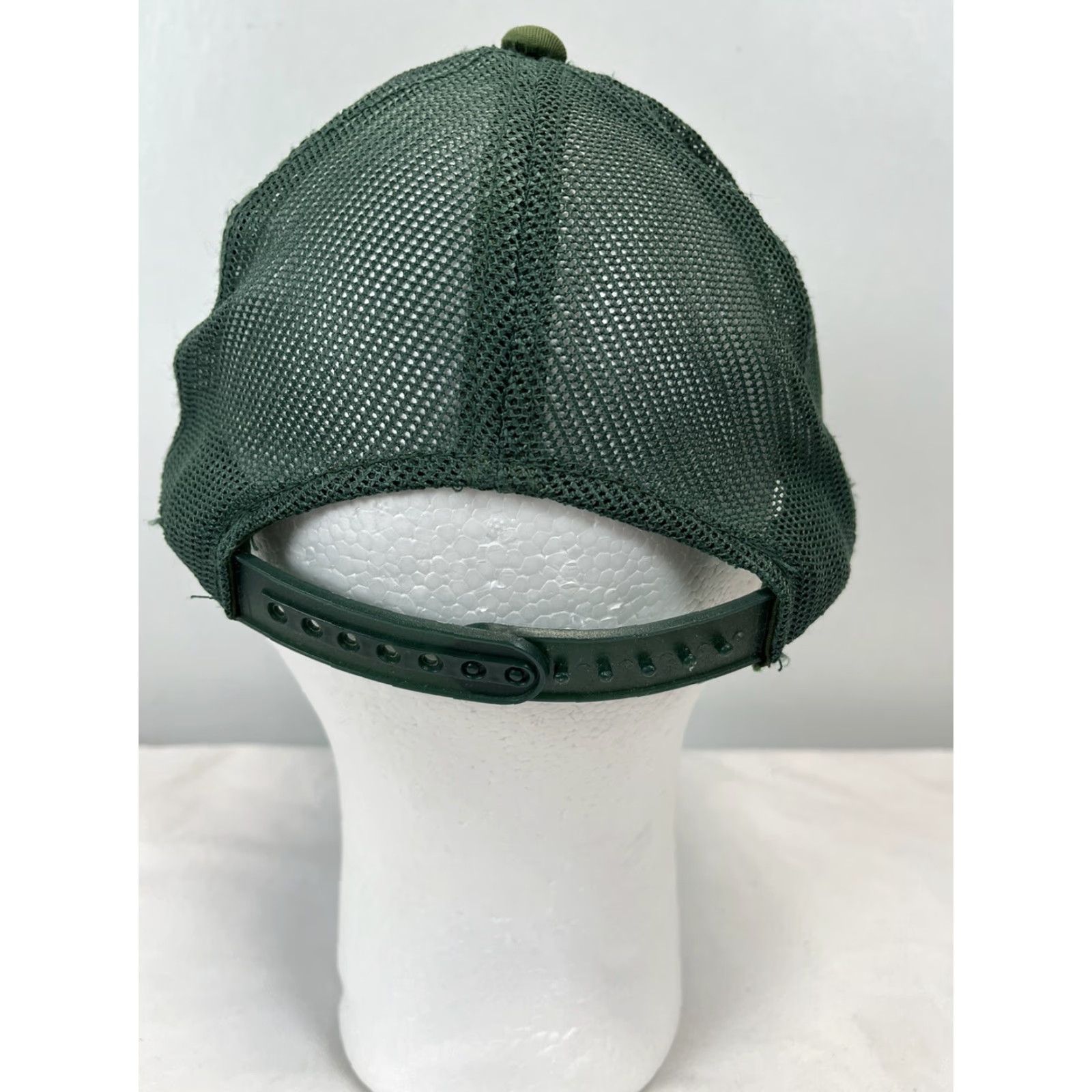 Bass Pro Shops Bass Pro Shops Trucker Hat Baseball Cap GUC OSFM SnapBack Green Baseball Cap Men One Size OSFM Size ONE SIZE - 3 Thumbnail