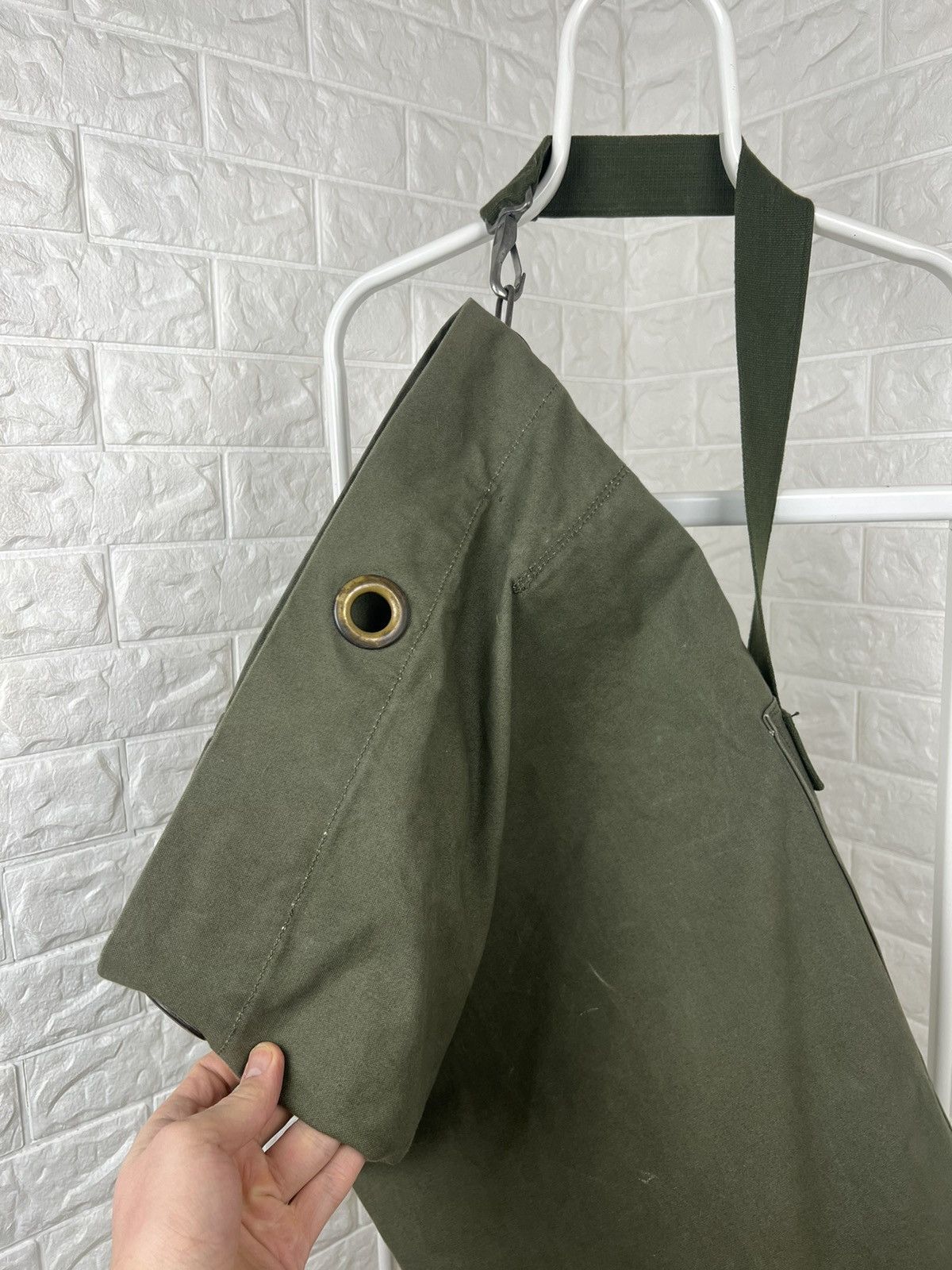 Vintage Vintage 1970s 70s US Military Canvas Bag Shoulder Strap Army Size ONE SIZE - 7 Thumbnail