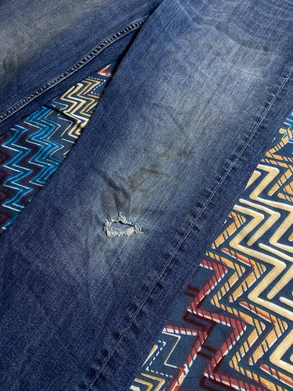 Levi's × Vintage Levis 514 Distressed Light Wash Jeans Size US 34 / EU 50 - 11 Thumbnail