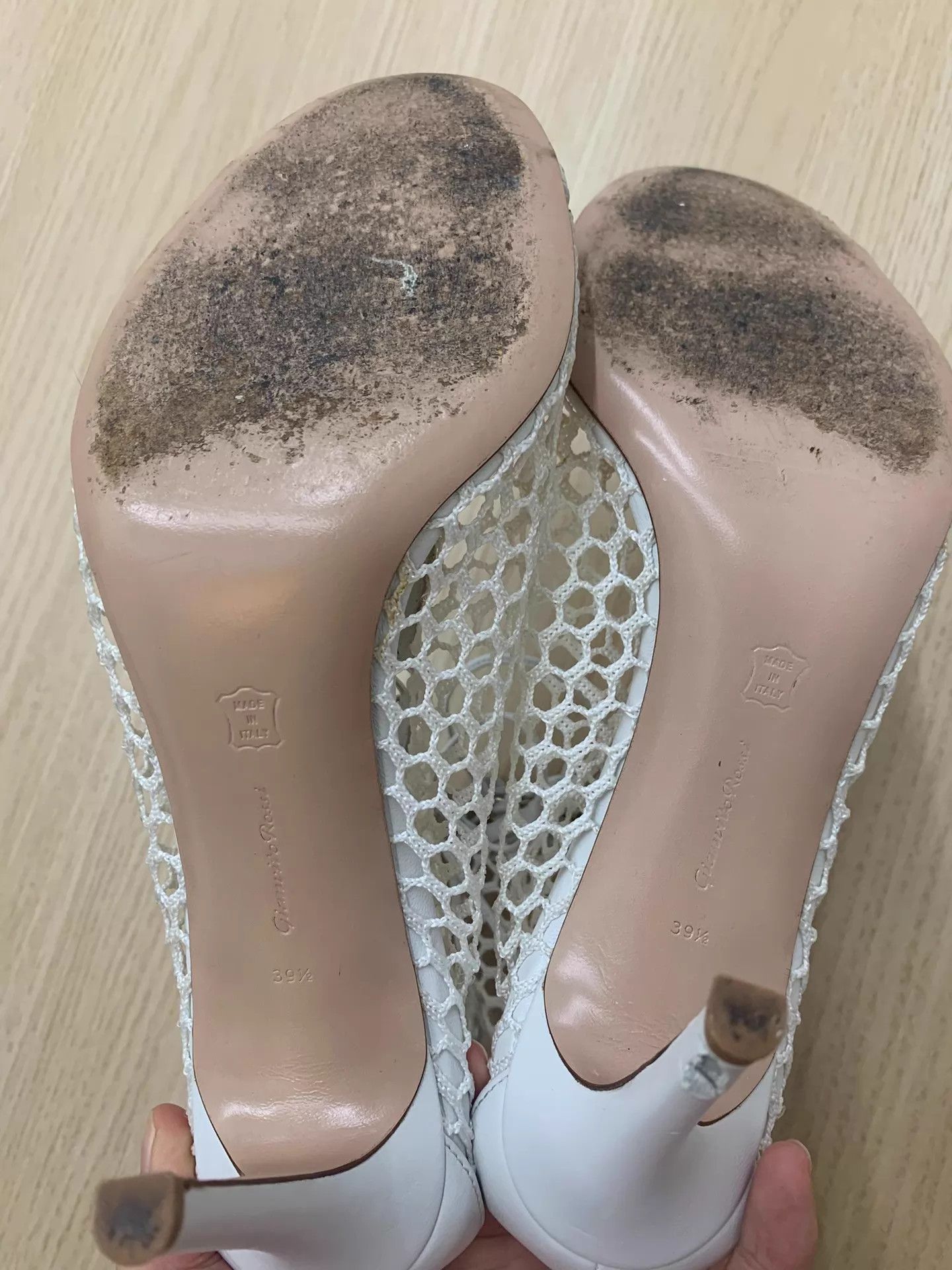 Gianvito Rossi Gianvito Rossi White Lace-Up Mesh Heels 39.5 New Size US 9 / IT 39 - 4 Thumbnail