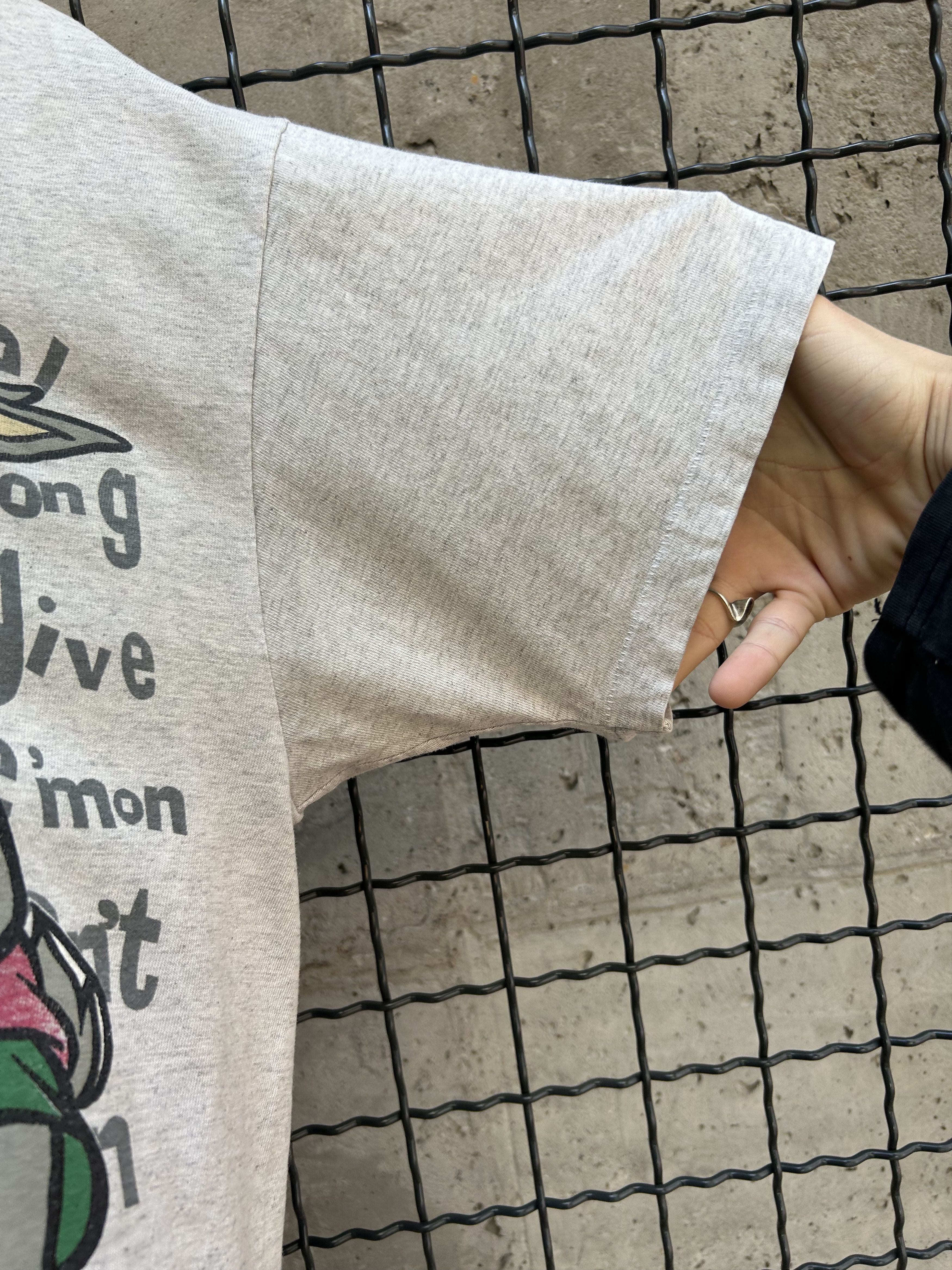 Cartoon Network Vintage 1993 Looney Tunes Taz Bugs Bunny Cartoon T-shirt Size US XL / EU 56 / 4 - 11 Thumbnail