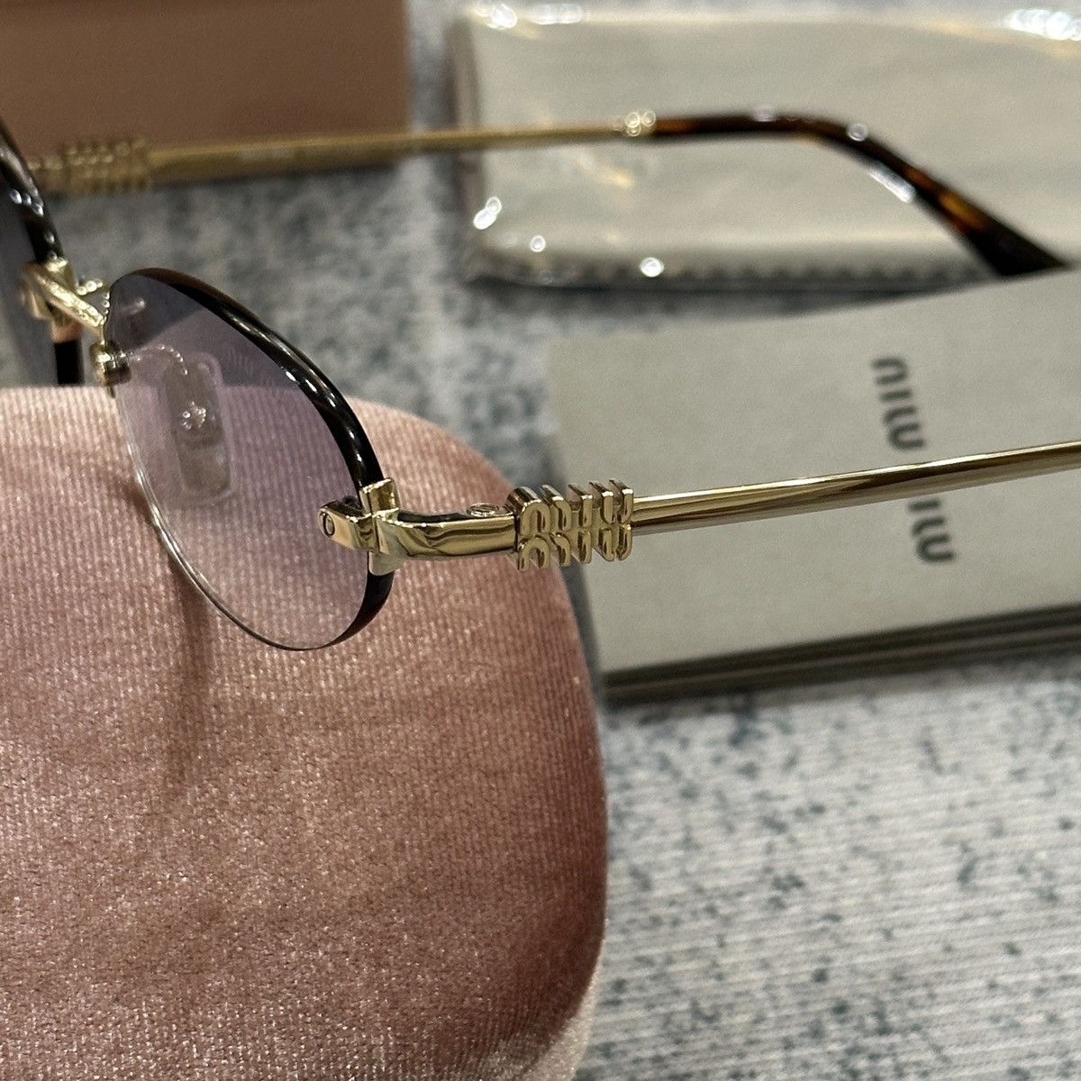 Miu Miu MIU MIU 0MU A54S ZVN80O SUNGLASSES Size ONE SIZE - 4 Thumbnail