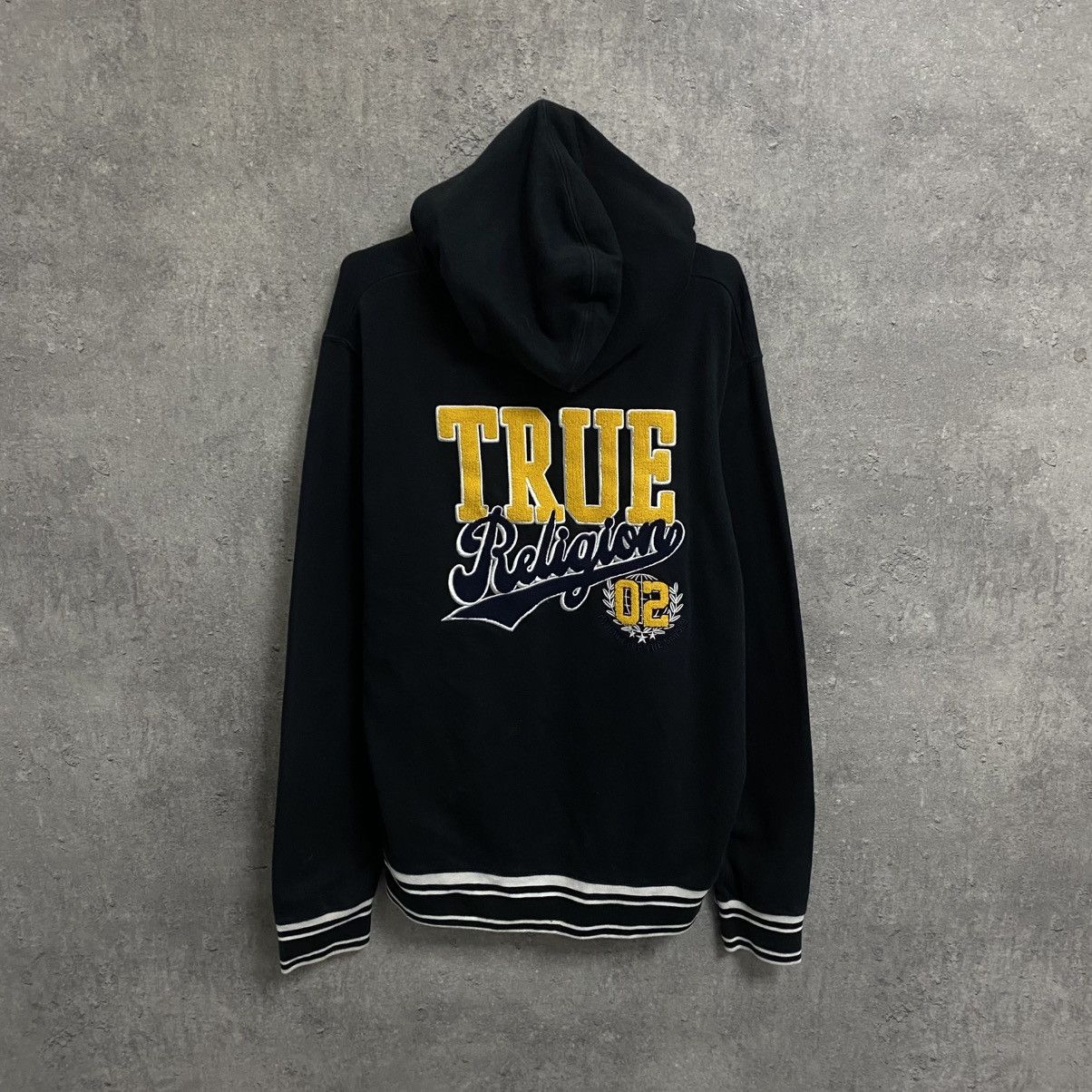 True Religion True Religion Hoodie Big Logo Size US XL / EU 56 / 4 - 1 Thumbnail