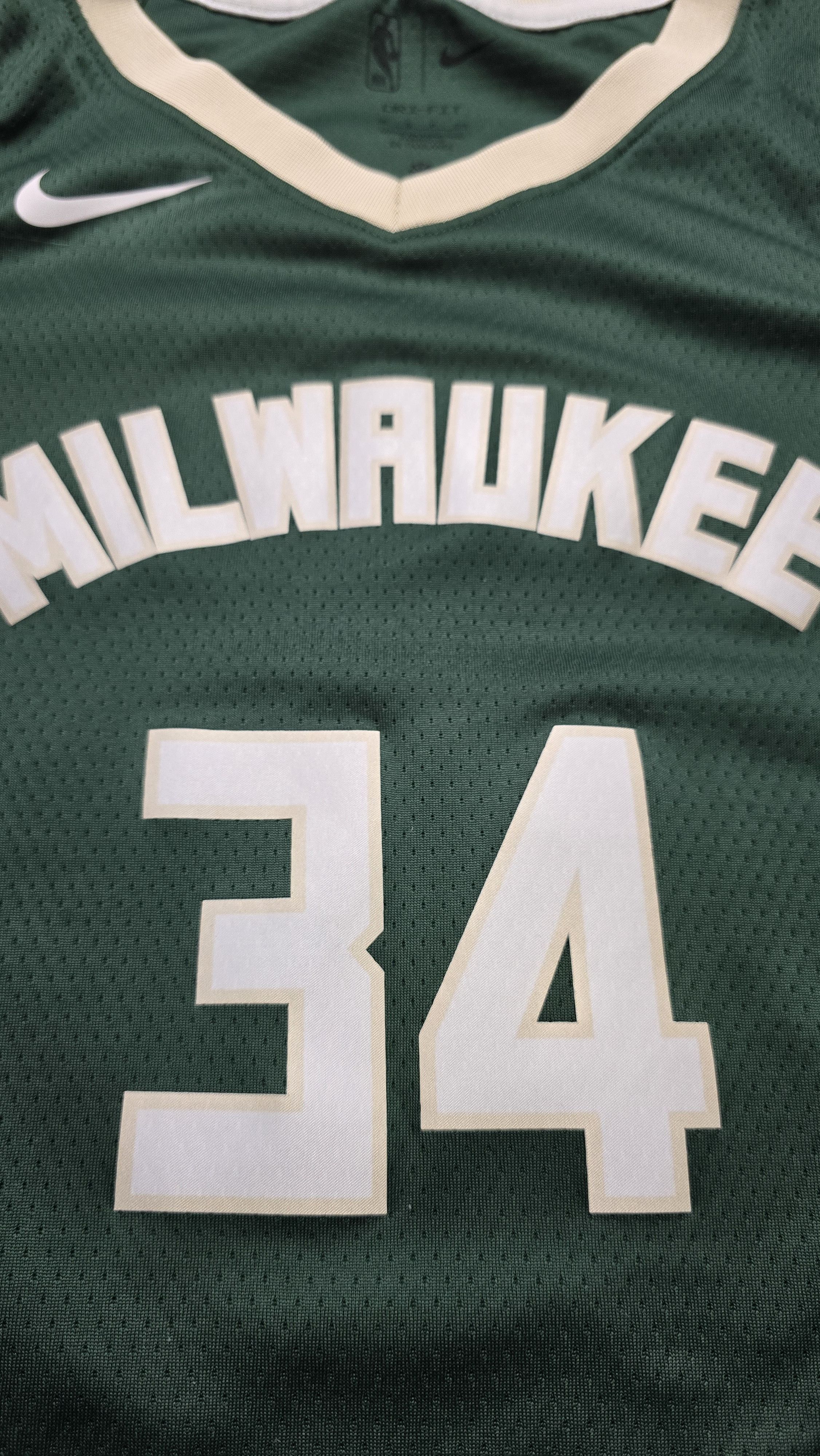Nike Bucks Giannis Antetokounmpo Icon Edition Swingman Jersey Size US S / EU 44-46 / 1 - 12 Thumbnail