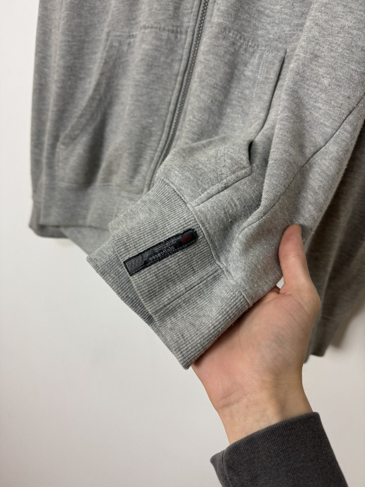 Umbro Vintage Y2K Umbro Essentials Zip Hoodie Football Streetwear Size US XL / EU 56 / 4 - 5 Thumbnail