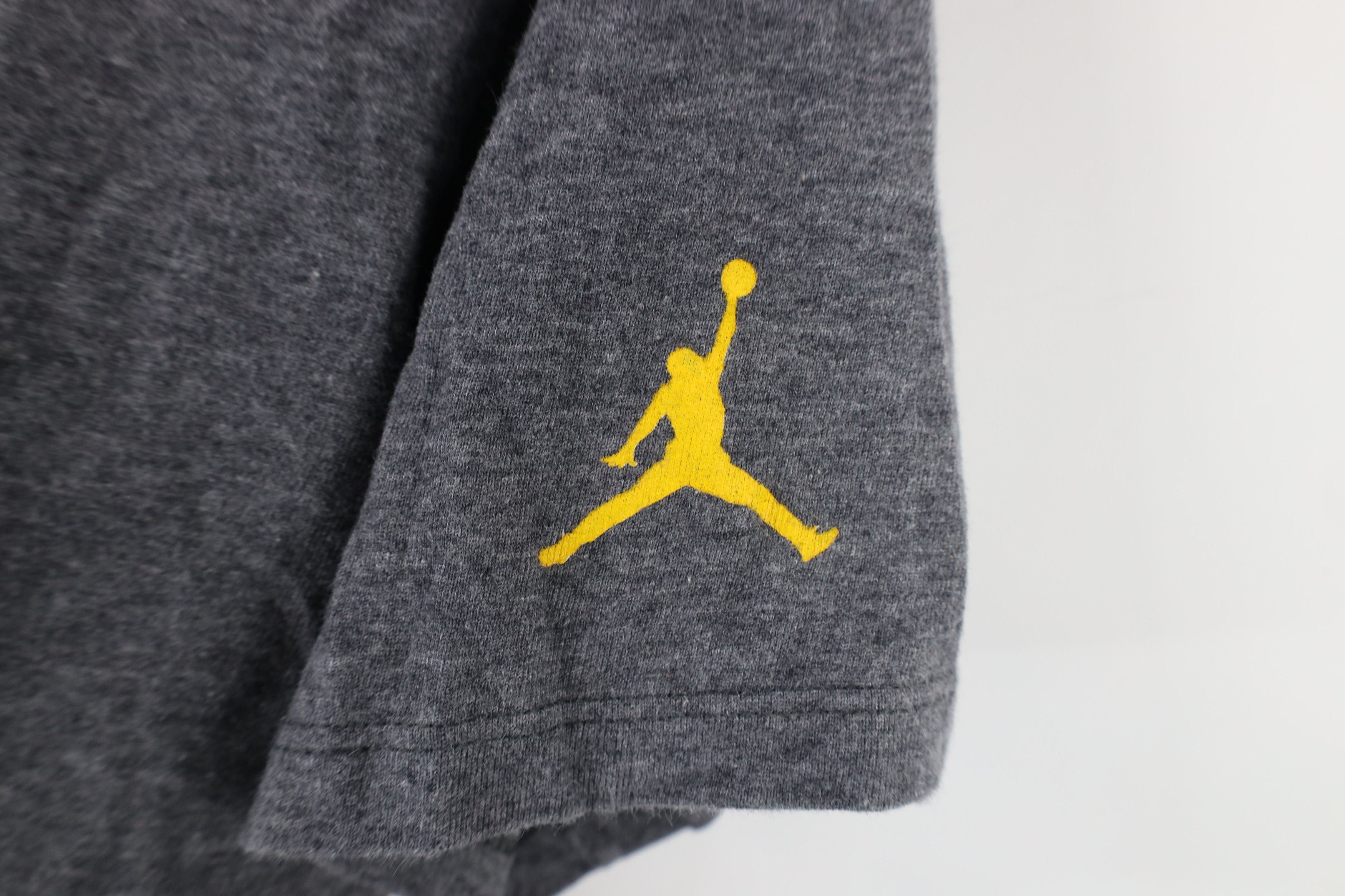 Nike × Vintage Nike Air Jordan Jumpman University of Michigan T-Shirt Size US S / EU 44-46 / 1 - 4 Thumbnail