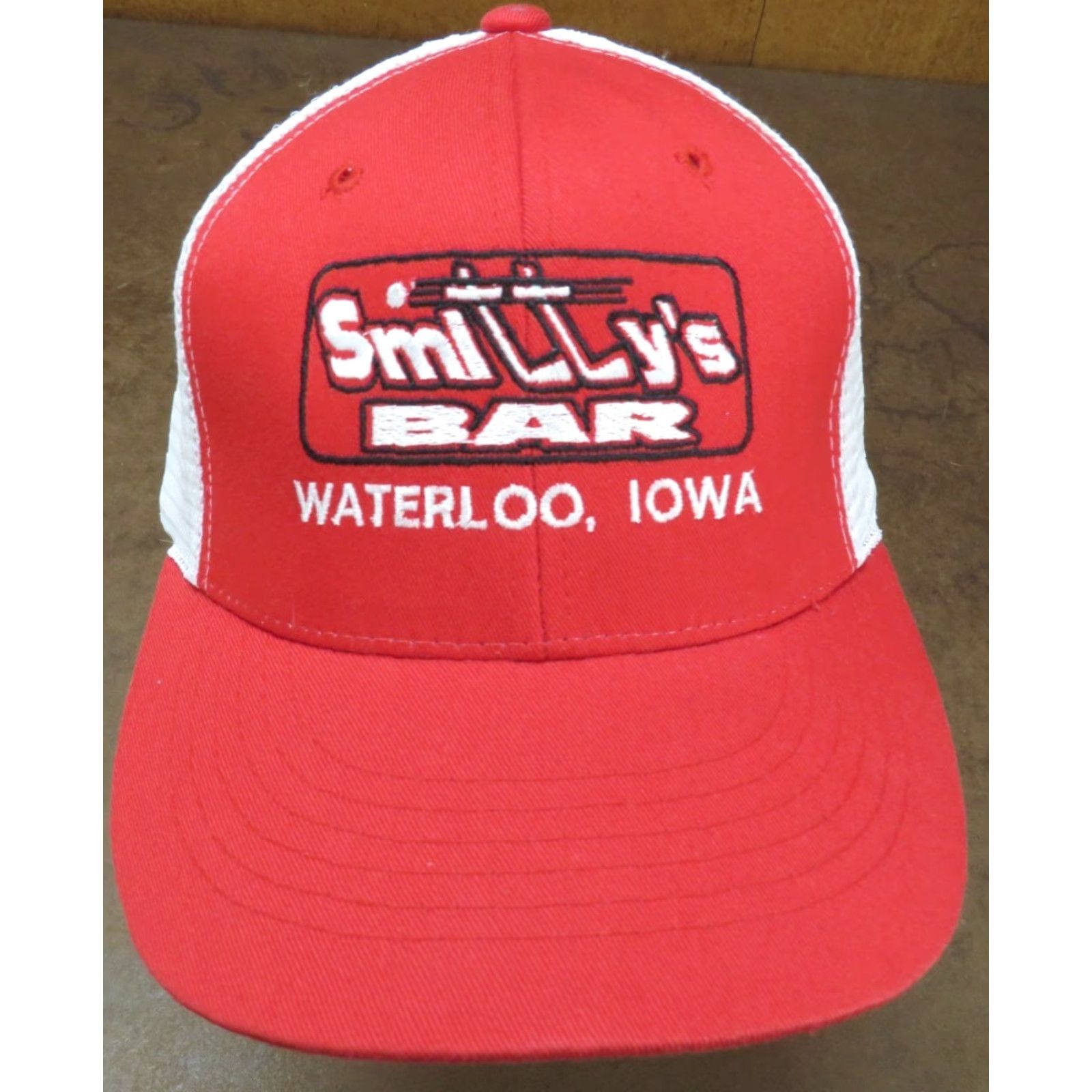 Vintage VTG Smitty's Bar Waterloo Iowa Golf Hockey sports trucker cap hat Size ONE SIZE - 2 Thumbnail