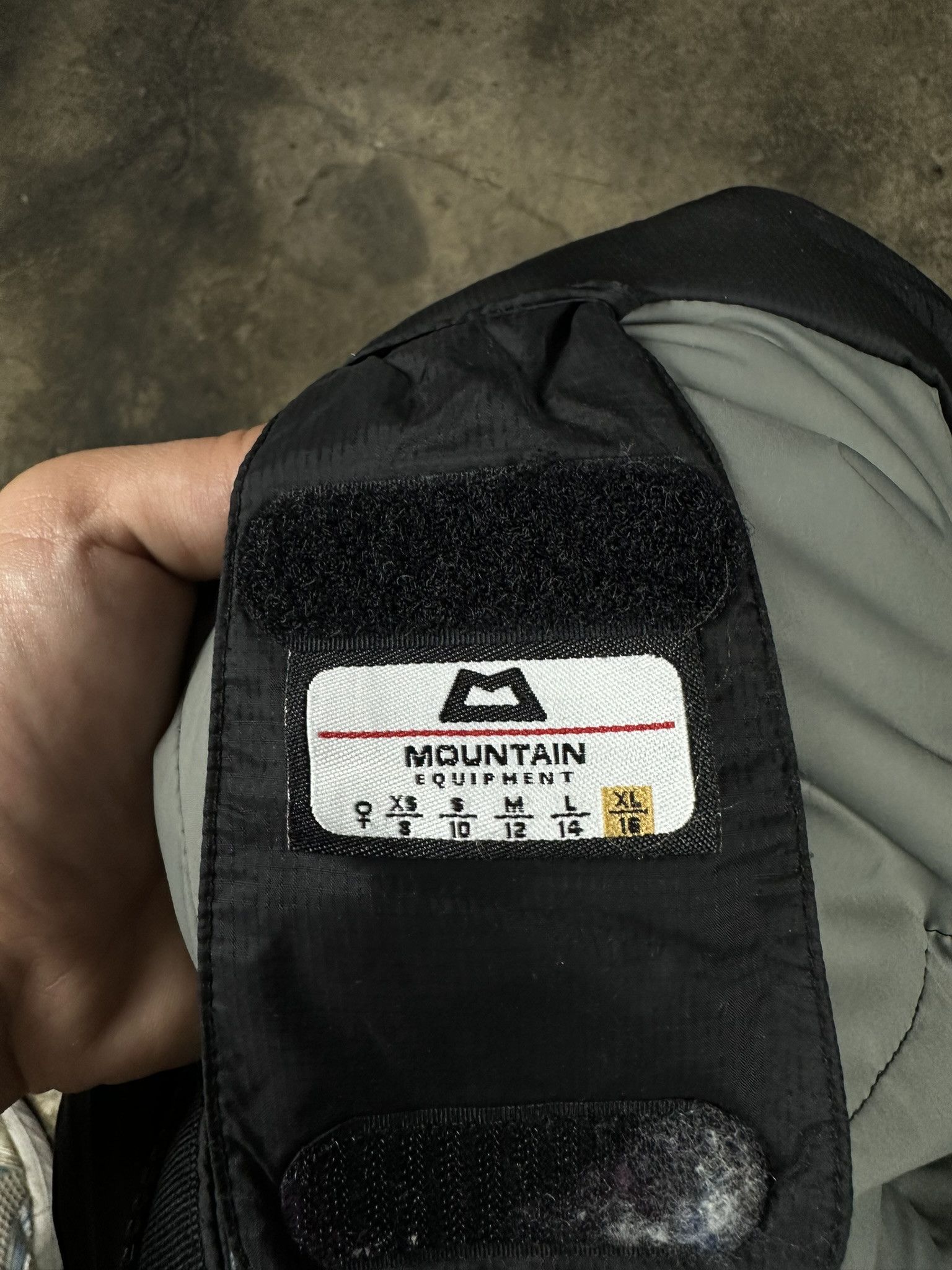 Mountain Equipment Mountain Equipment Nylon Ligh Zip Wind Jacket Size US L / EU 52-54 / 3 - 7 Thumbnail