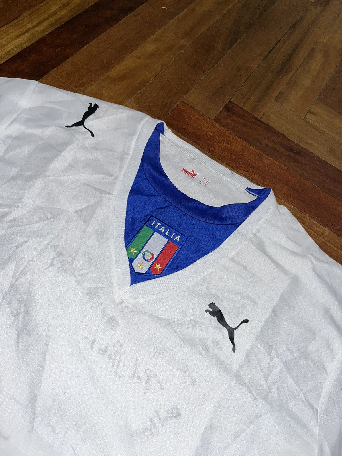 Vintage Puma x Neil Barrett Italy 2006 Vintage Signed Away Jersey Size US XL / EU 56 / 4 - 2 Thumbnail