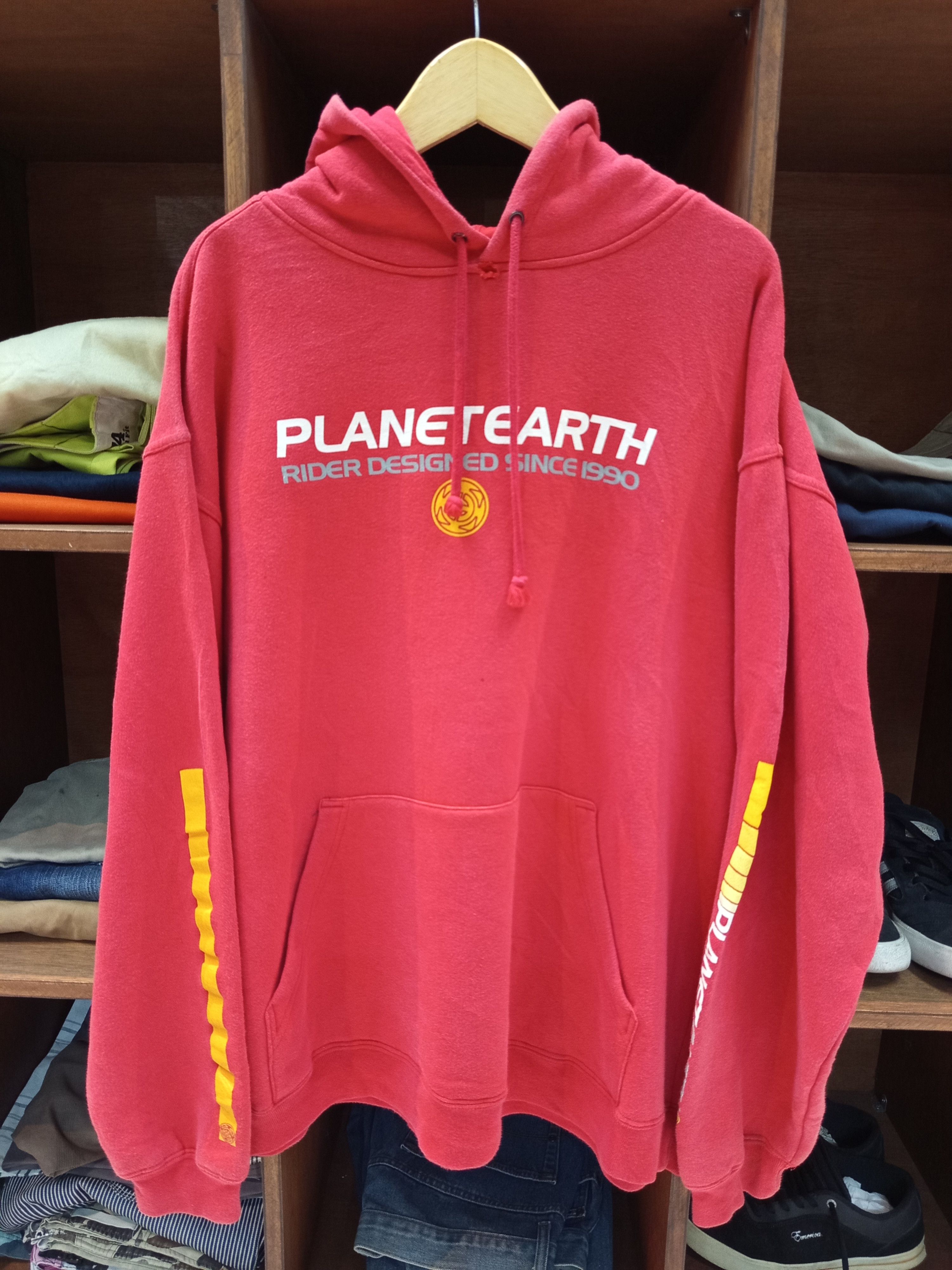 Vintage Y2K Planet Earth Skateboards Pullover Hoodie Size US L / EU 52-54 / 3 - 1 Thumbnail
