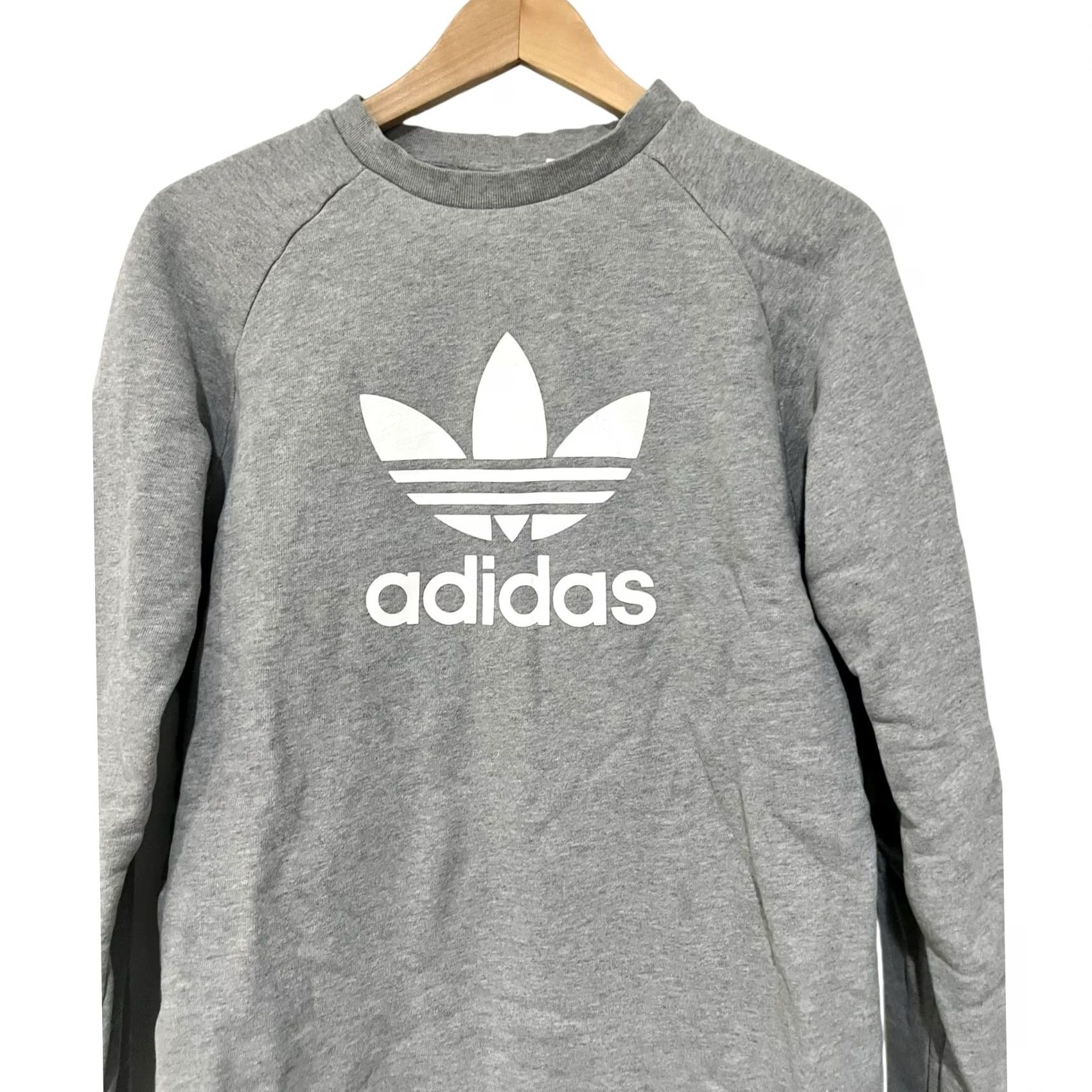 Adidas Adidas Trefoil Sweatshirt Crew Neck Gray Graphic Logo Shirt 100% Cotton Sz Small S Unisex Adults Crew Neck 90s Retro Classic Size US S / EU 44-46 / 1 - 2 Thumbnail