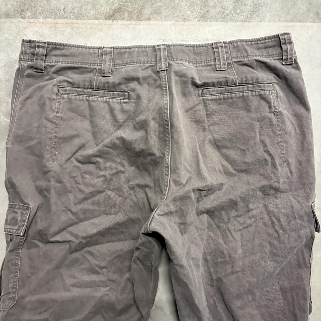 Vintage Crazy Vintage Y2K/2000s Baggy Grey Skater Style Workwear Cargo Pants! Size US 40 / EU 56 - 7 Thumbnail