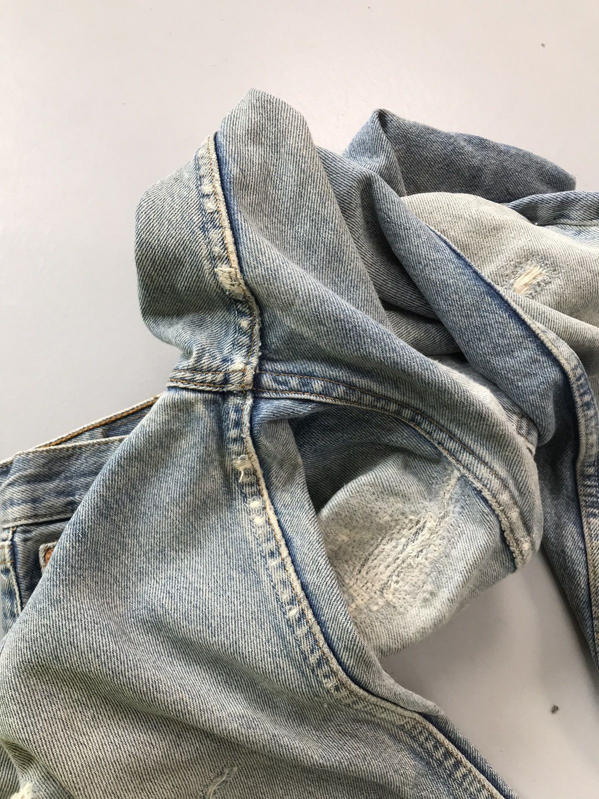 Levi's Vintage Levi’s 501 distressed denim Size US 32 / EU 48 - 7 Thumbnail
