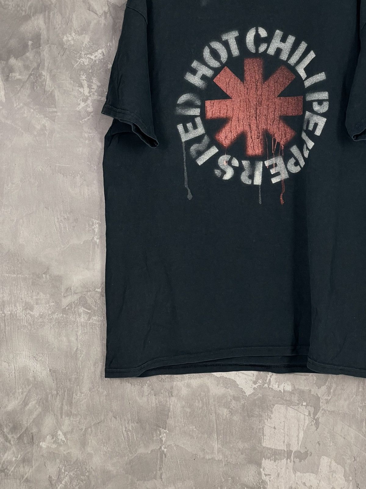 Band Tees × Vintage Vintage Red Hot Chilli Peppers Motion Logo Music Tee Y2k Size US L / EU 52-54 / 3 - 5 Thumbnail