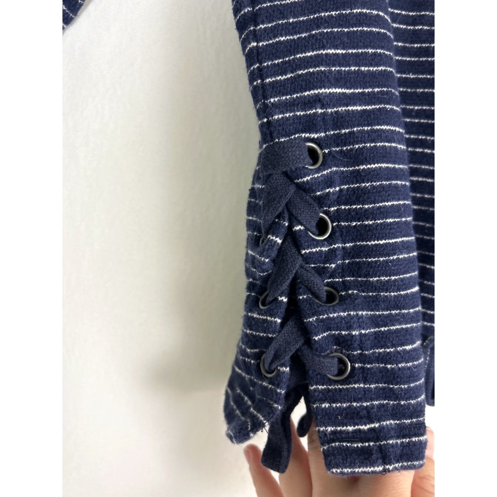 Madewell Madewell Blouse Shirt Striped Side Lace Top 3/4 Sleeve Navy Cream Size S Womens Pool Blue Nautical Cotton Size S / US 4 / IT 40 - 3 Thumbnail
