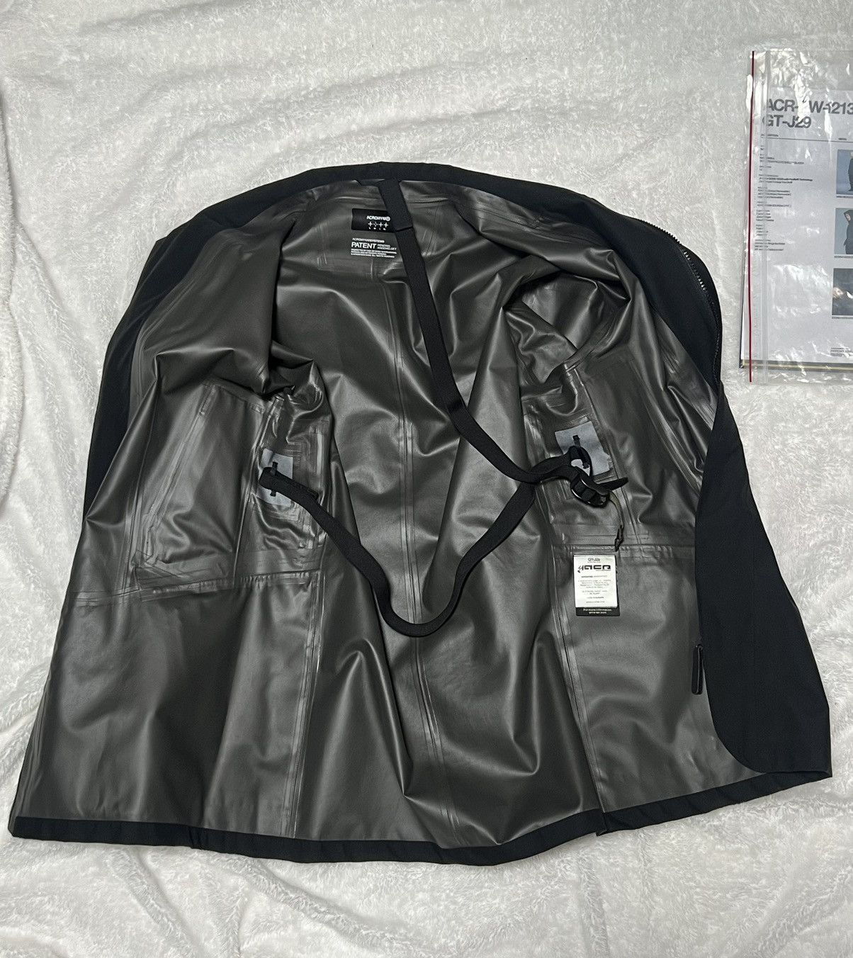 Acronym ACRONYM GT-J29 Size US M / EU 48-50 / 2 - 4 Thumbnail