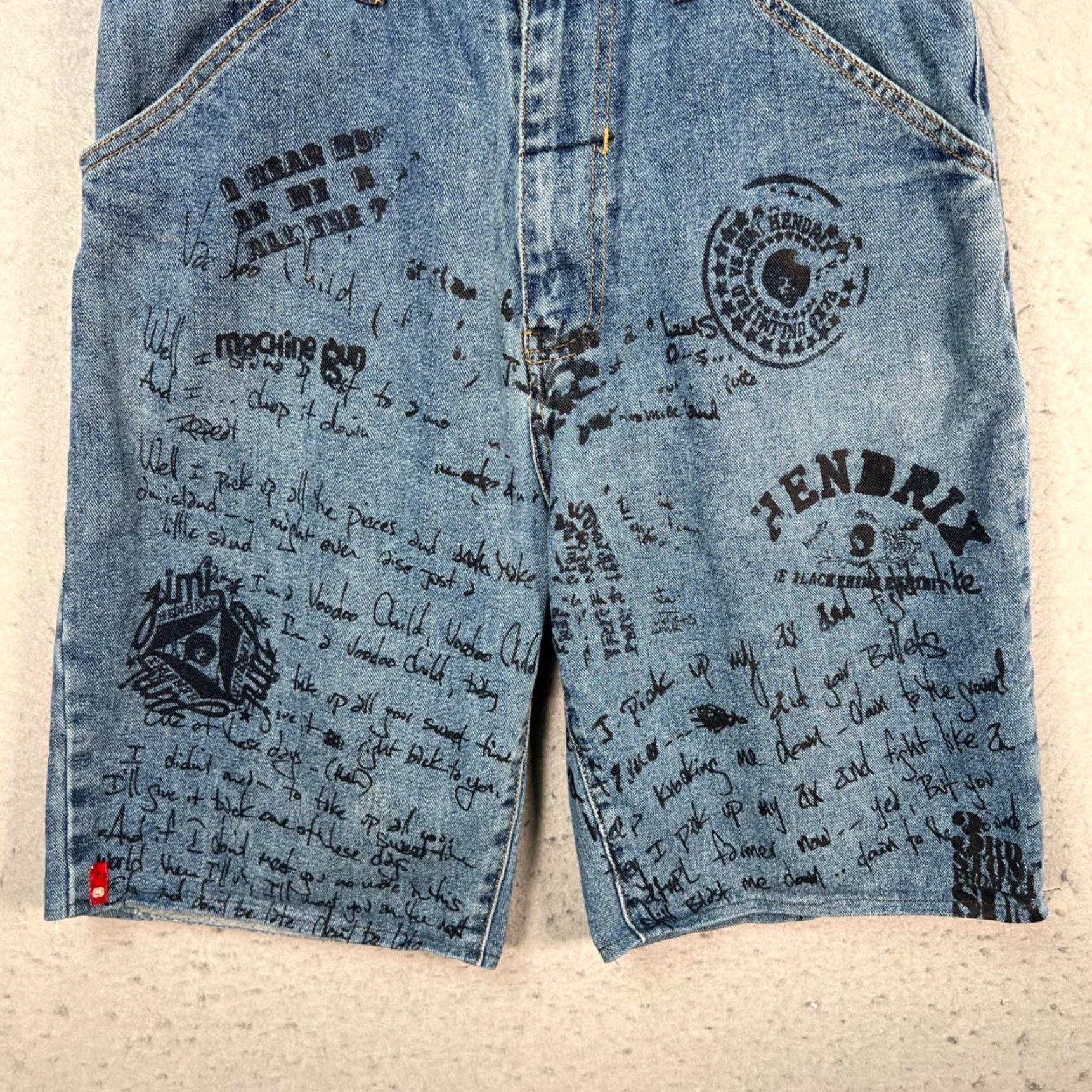 Ecko Unltd. VINTAGE Ecko Unltd. Jimi Hendrix Monterey Jean Mens 30 Denim Graffiti Print Bermuda Shorts Denim Blue Pockets Summer Mens Size US 30 / EU 46 - 6 Thumbnail