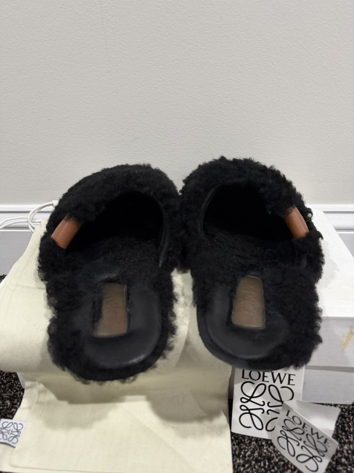 Loewe Loewe Shearling Black Wool Anagram Logo Slip On Slippers Size US 9 / EU 42 - 6 Thumbnail