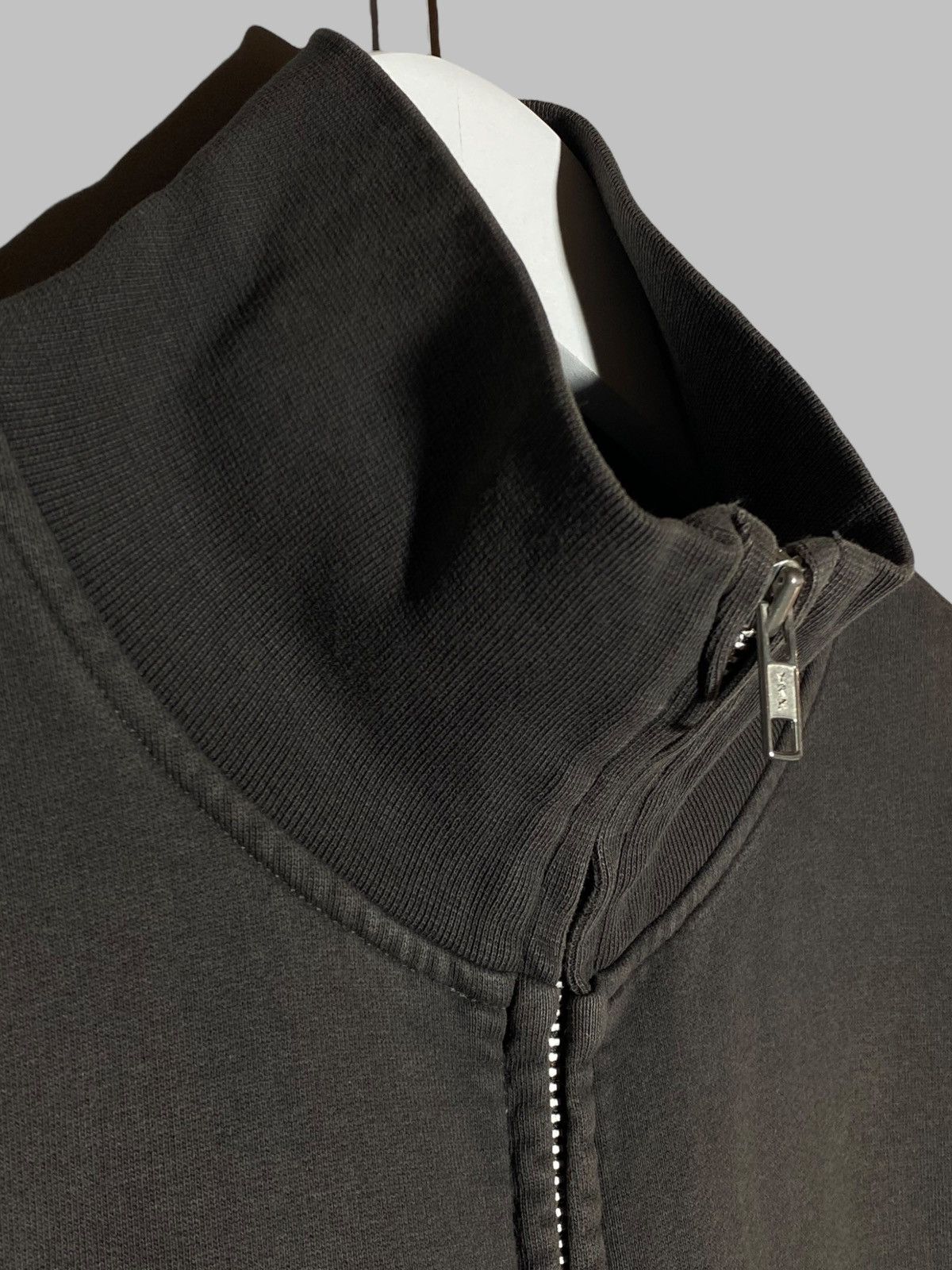 Carhartt 🔥 00s CARHARTT VINTAGE FADED BLACK ZIP SWEATSHIRT WORKWEAR Size US L / EU 52-54 / 3 - 5 Thumbnail