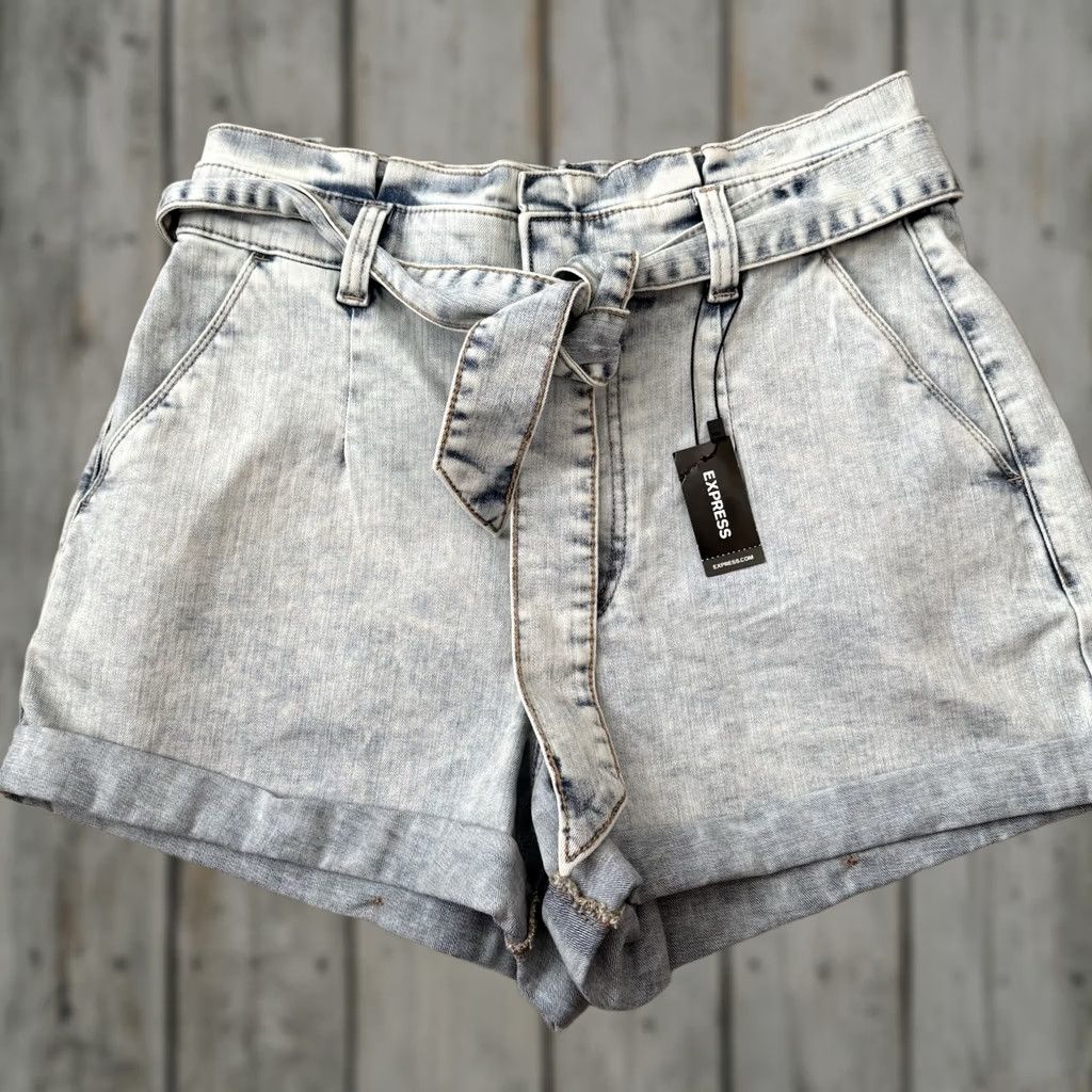 Express EXPRESS Womens 10 High Rise Shortie Denim Paper Bag Tie Front Belted Cuffed Hem Pockets Blue Shorts 2.5in Inseam Size 32" / US 10 / IT 46 - 1 Thumbnail