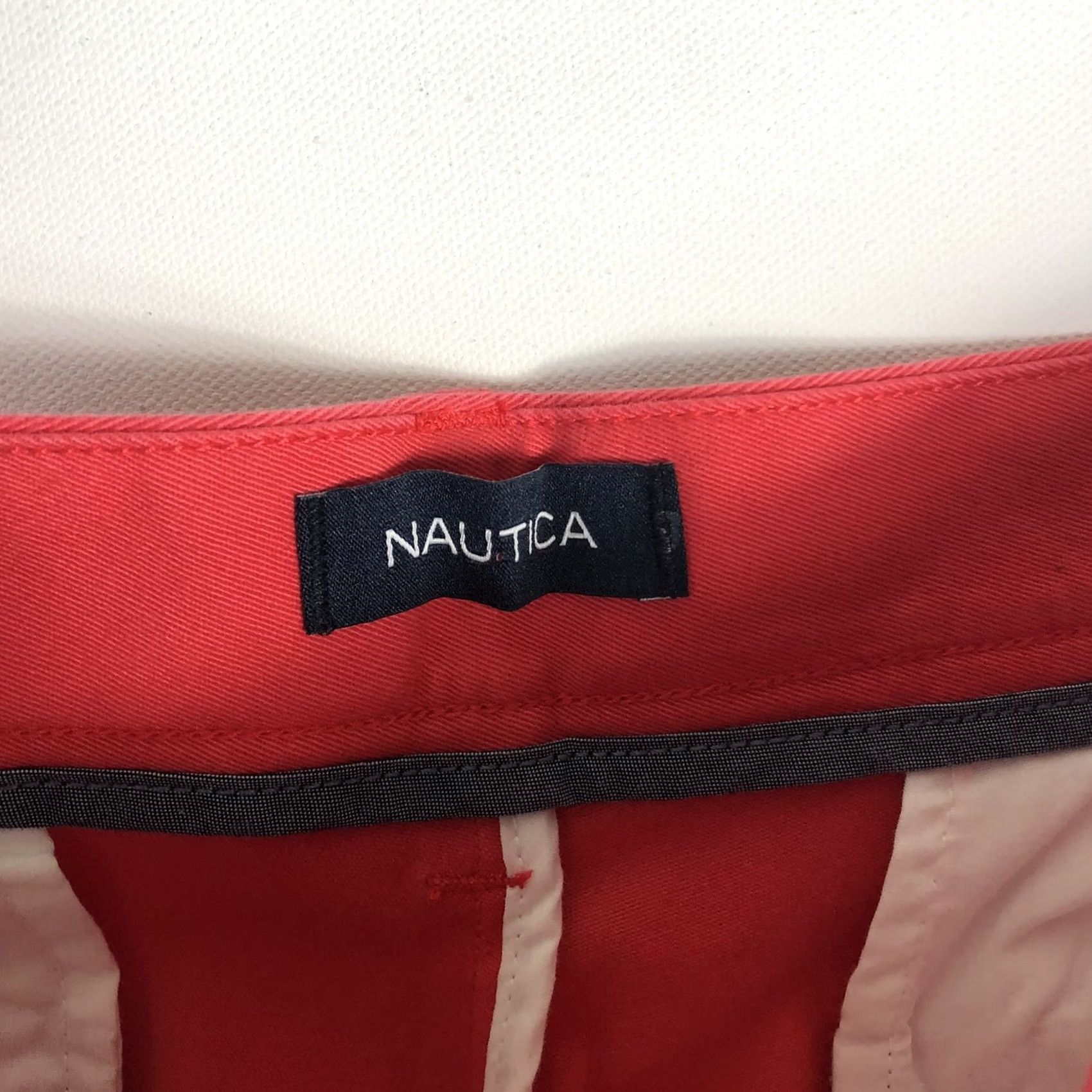 Nautica Nautica Coral Mens deck shorts Classic Fit Red Size 30x8.5 F21 Size US 30 / EU 46 - 4 Thumbnail