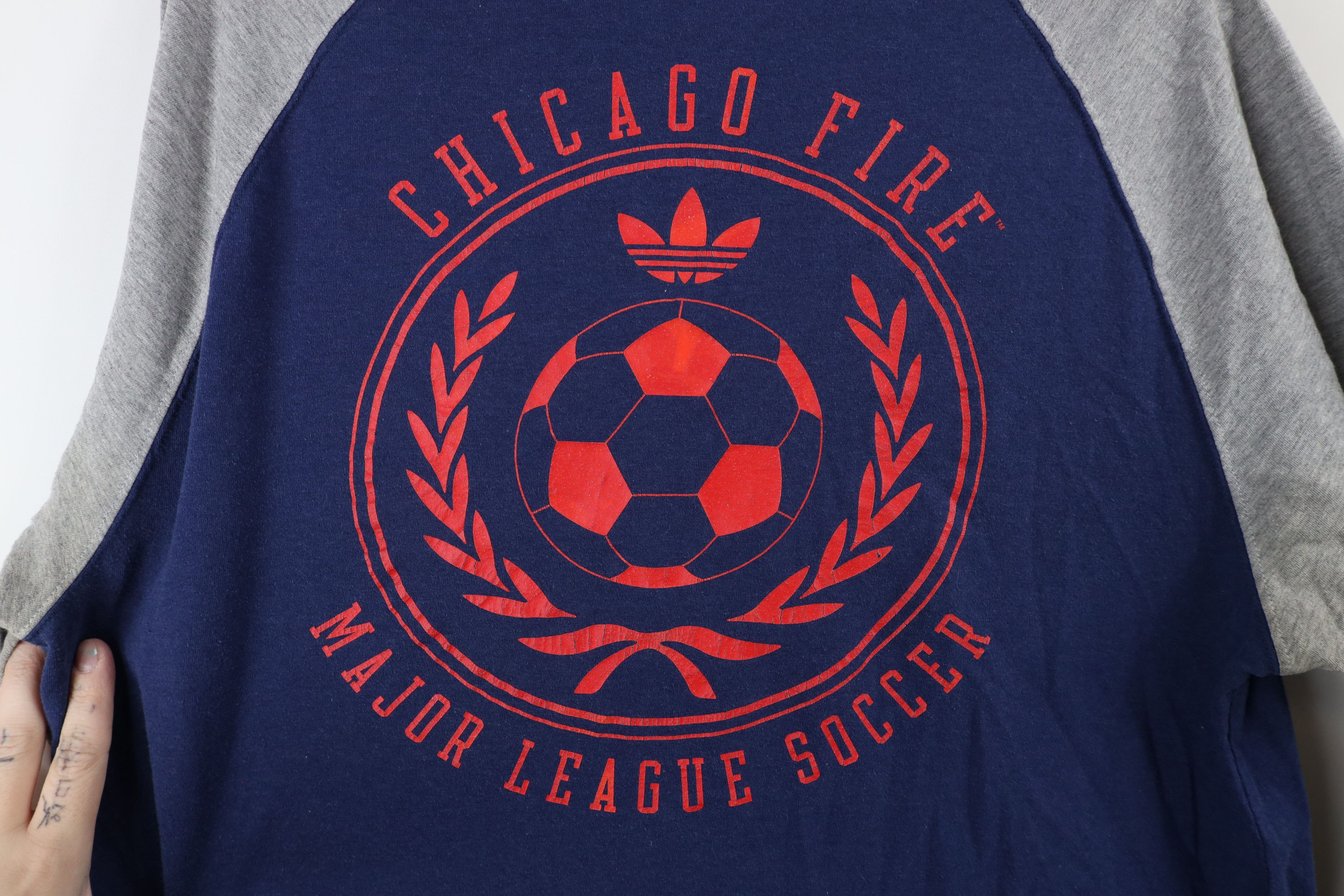 Adidas × Vintage Adidas MLS Chicago Fire Soccer Henley Raglan T-Shirt Blue Size US L / EU 52-54 / 3 - 10 Thumbnail