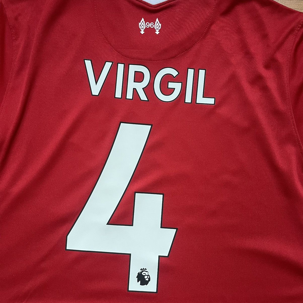Nike LIVERPOOL NIKE 2020/2021 FOOTBALL HOME JERSEY #4 VIRGIL Size US L / EU 52-54 / 3 - 9 Thumbnail